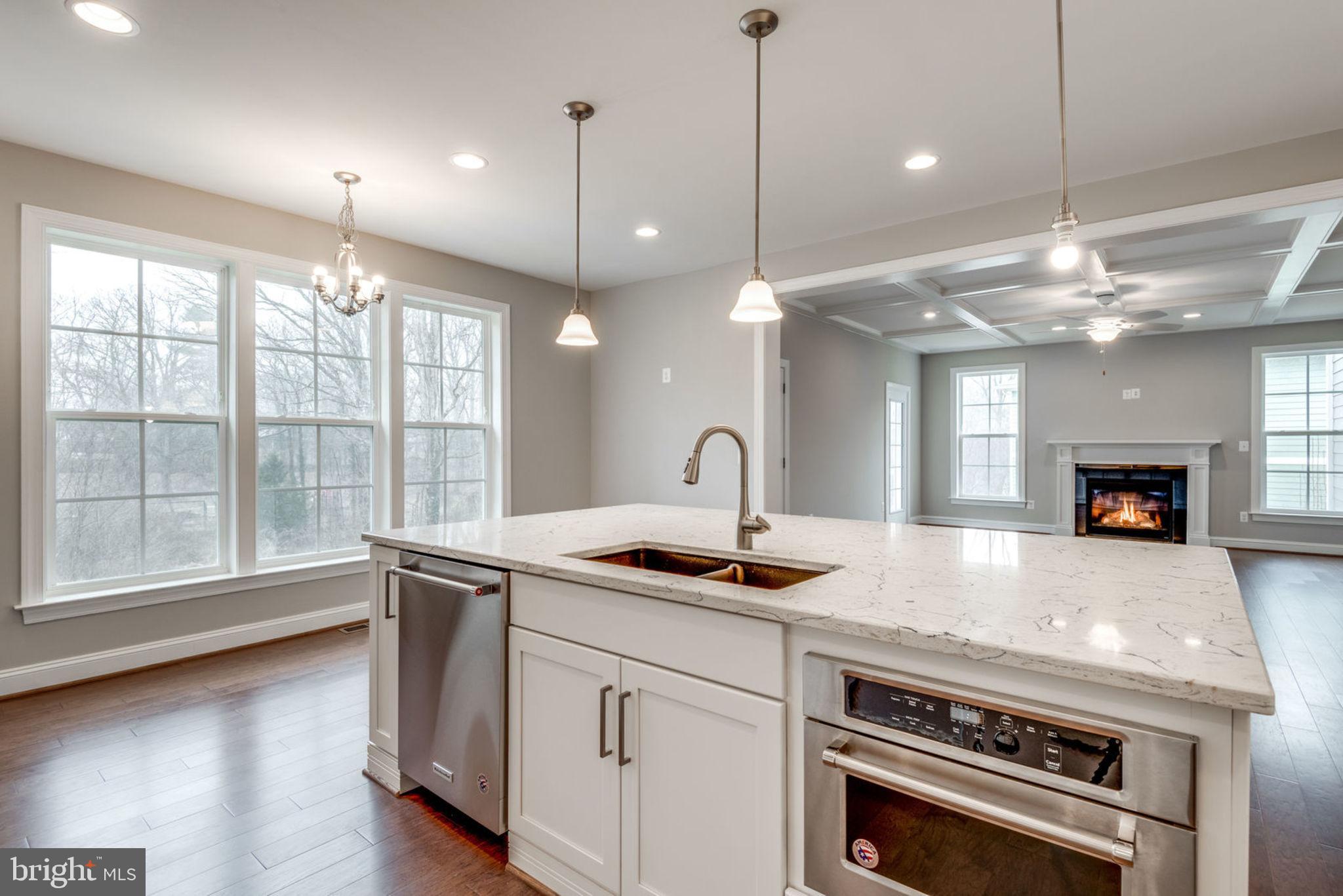 DUNN LORING WOODS - Residential