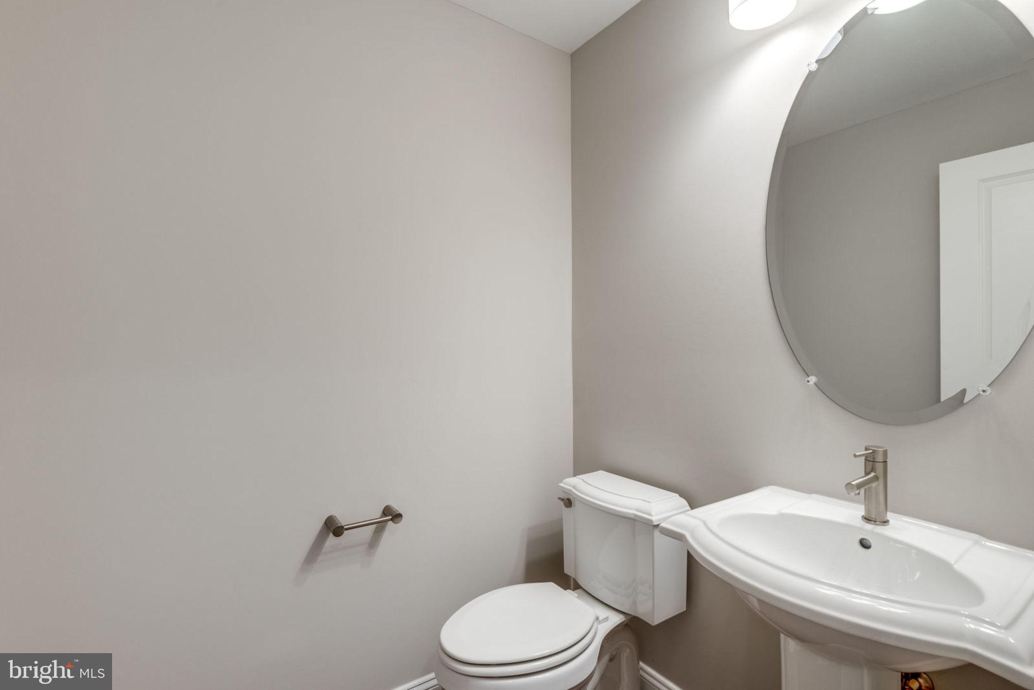 DUNN LORING WOODS - Residential