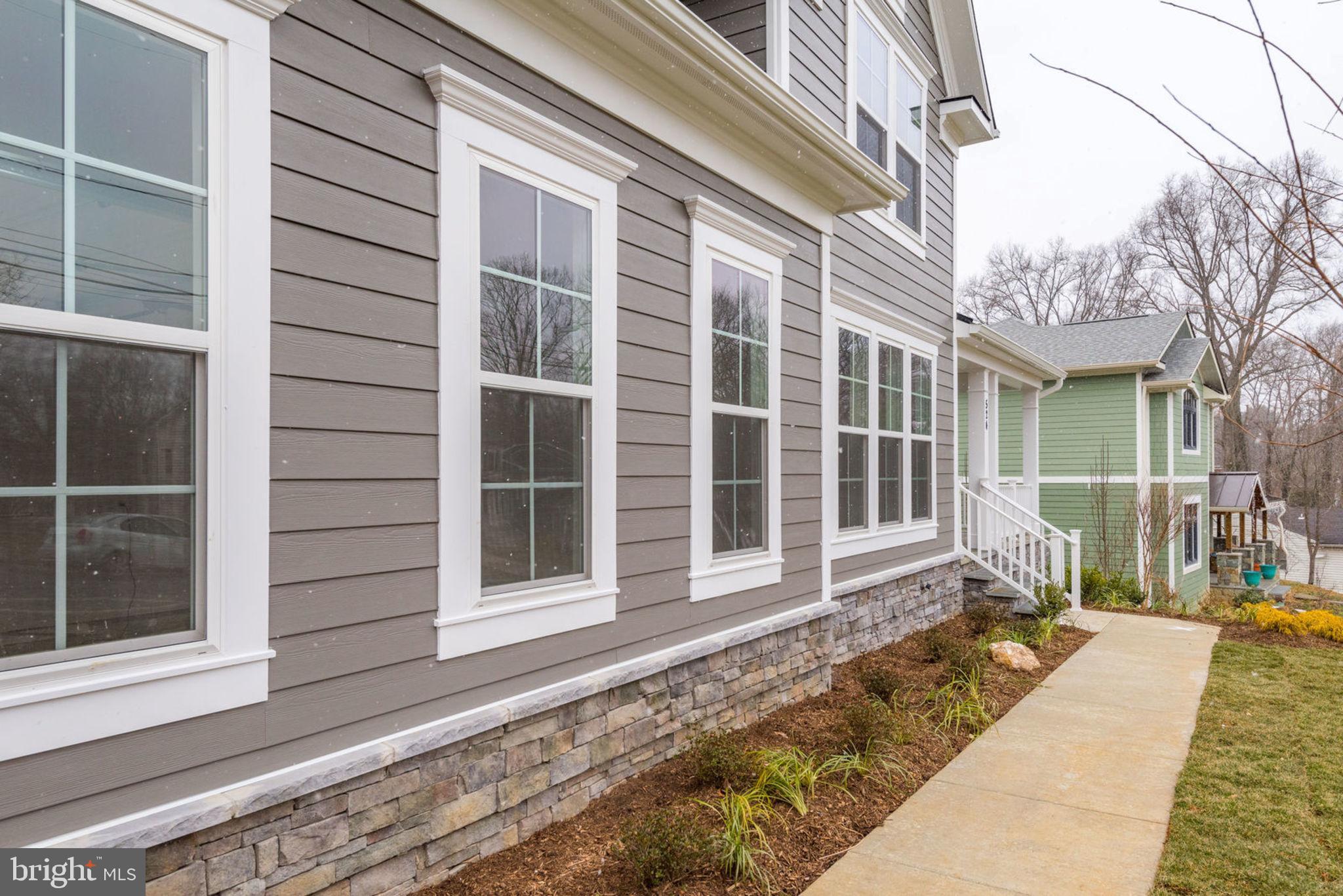 DUNN LORING WOODS - Residential