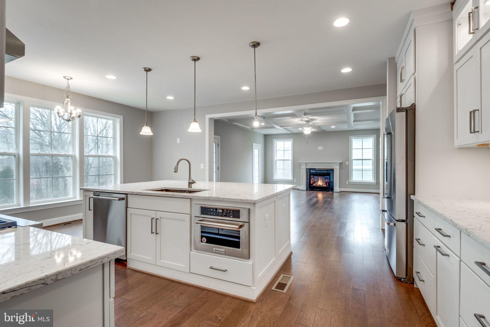 DUNN LORING WOODS - Residential