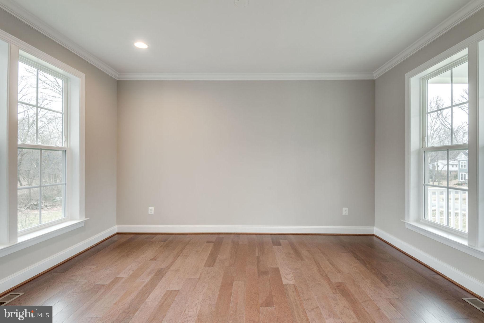 DUNN LORING WOODS - Residential