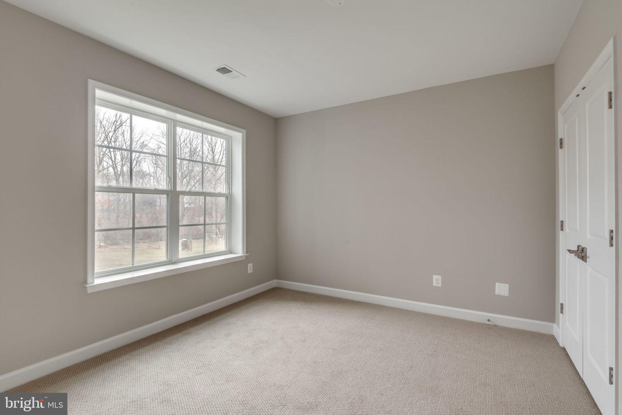 DUNN LORING WOODS - Residential