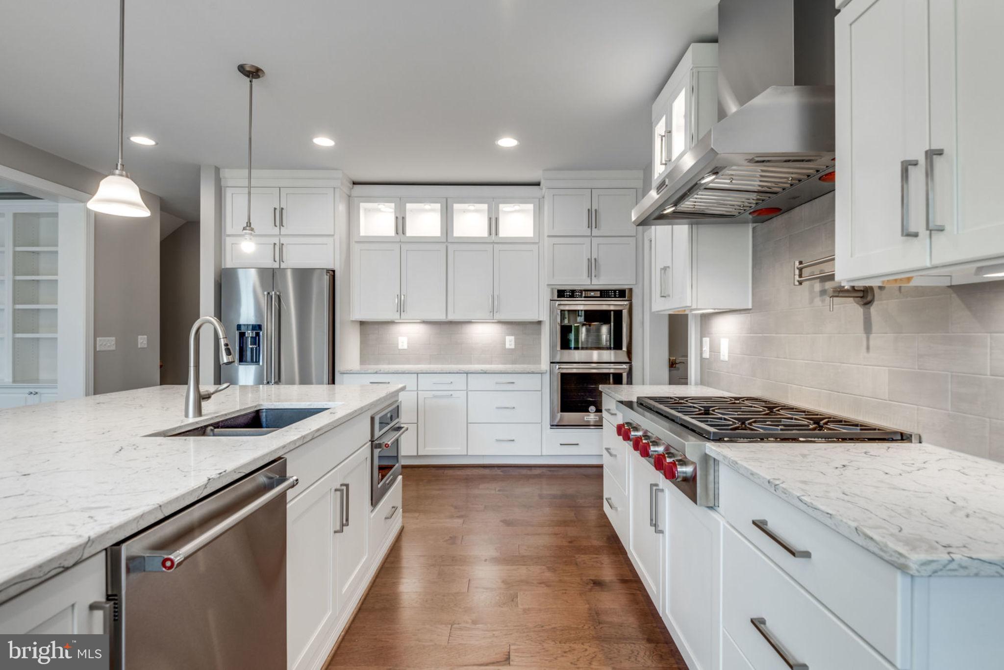 DUNN LORING WOODS - Residential