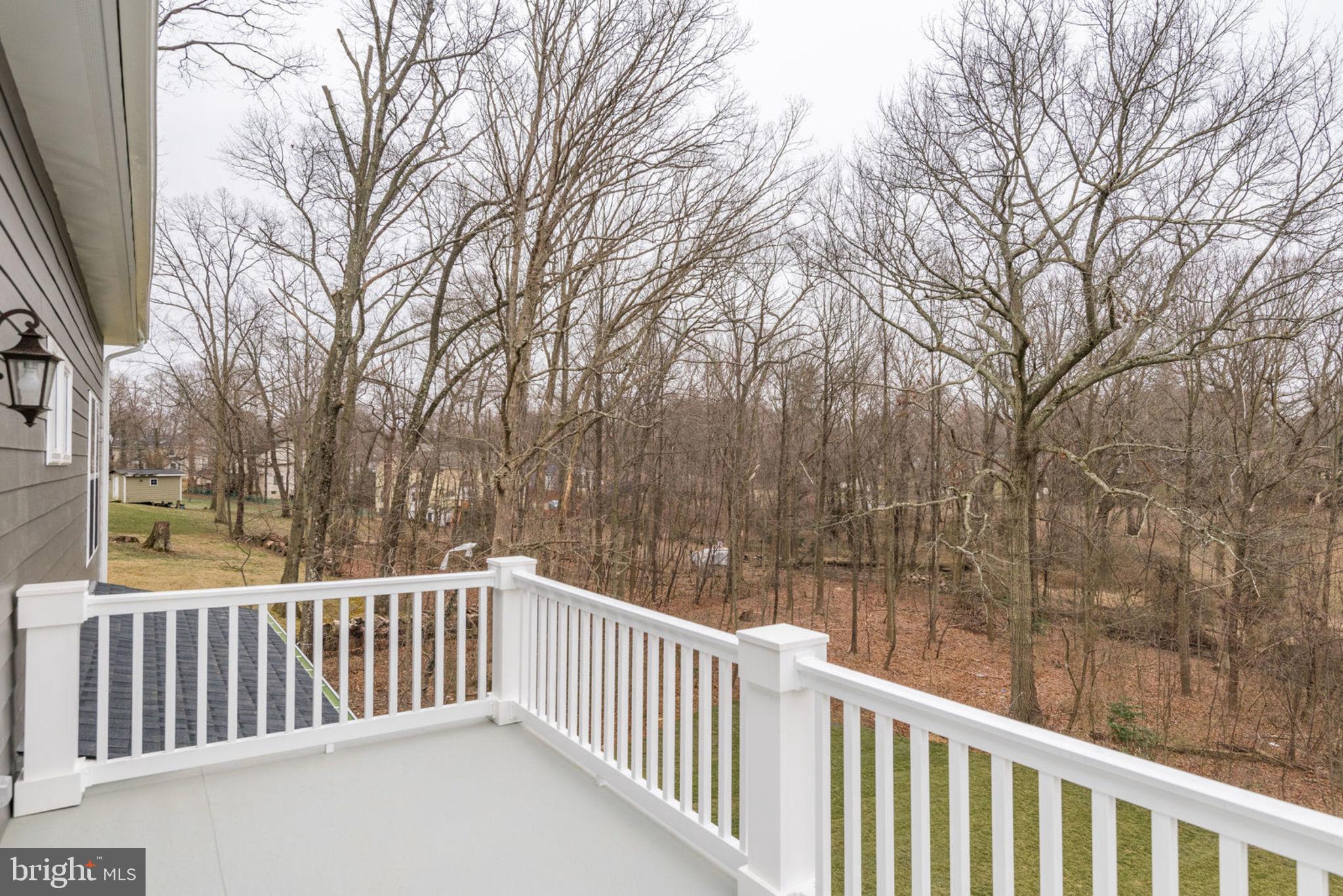 DUNN LORING WOODS - Residential