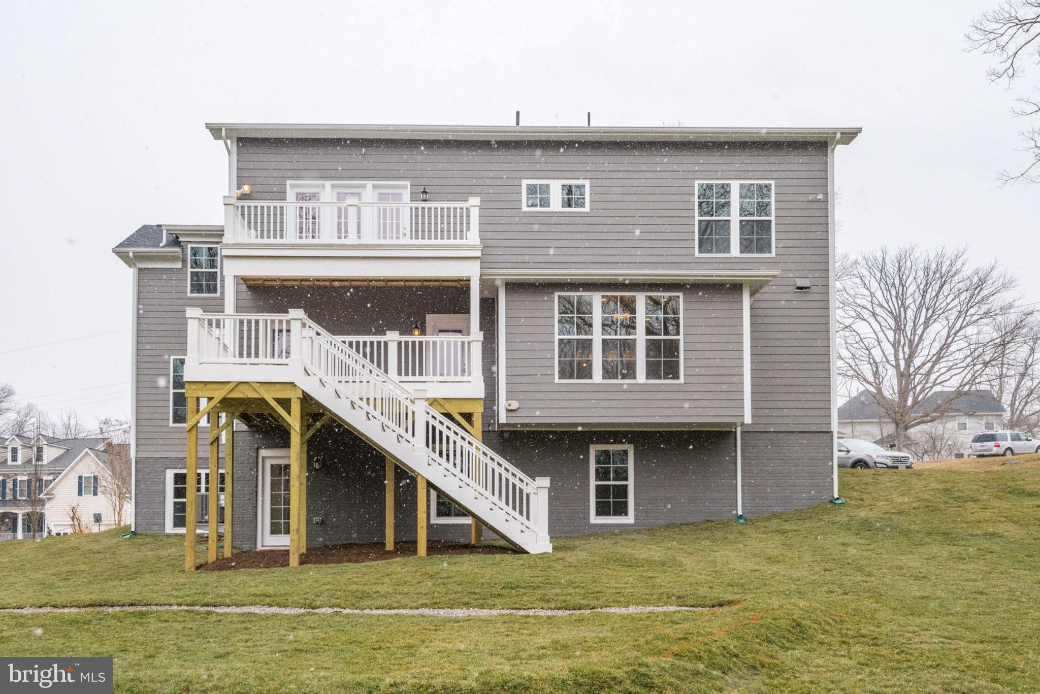 DUNN LORING WOODS - Residential