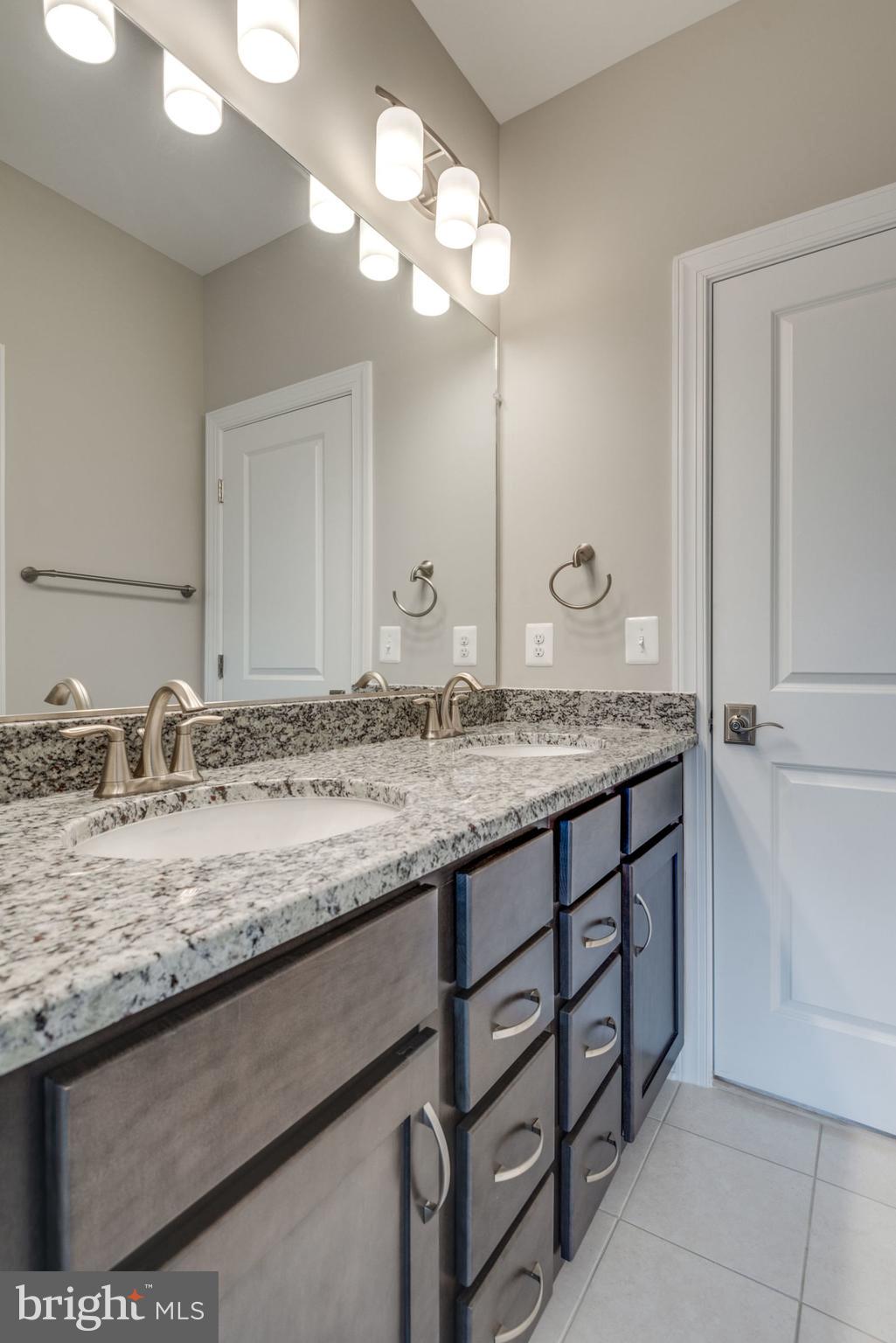 DUNN LORING WOODS - Residential