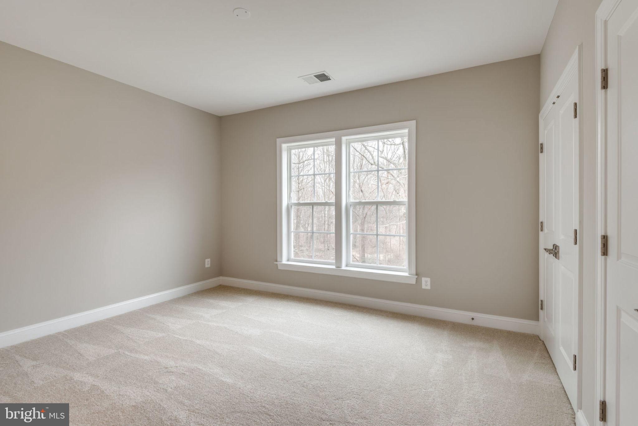 DUNN LORING WOODS - Residential