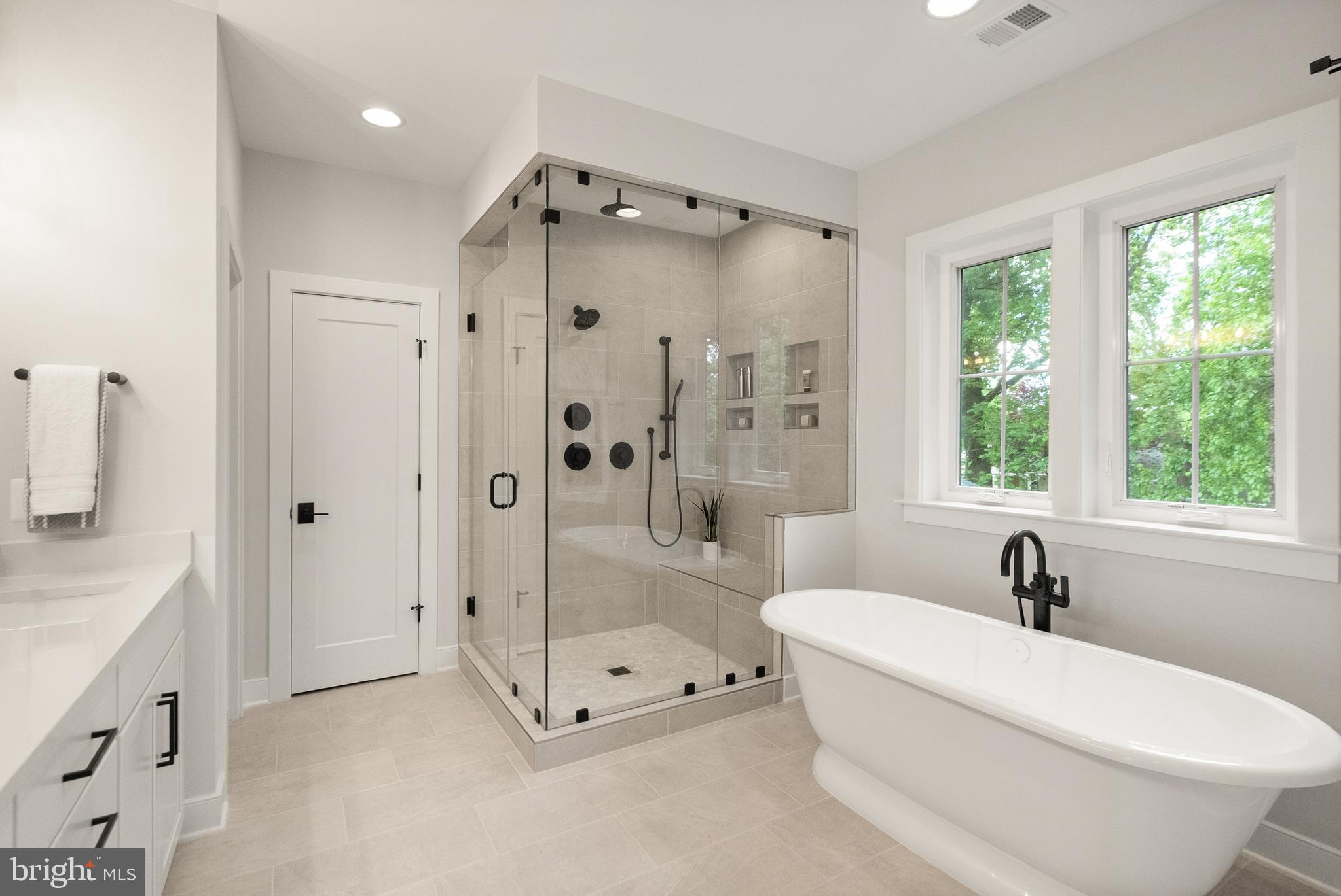 ELLISON HEIGHTS BRYANTS - Residential