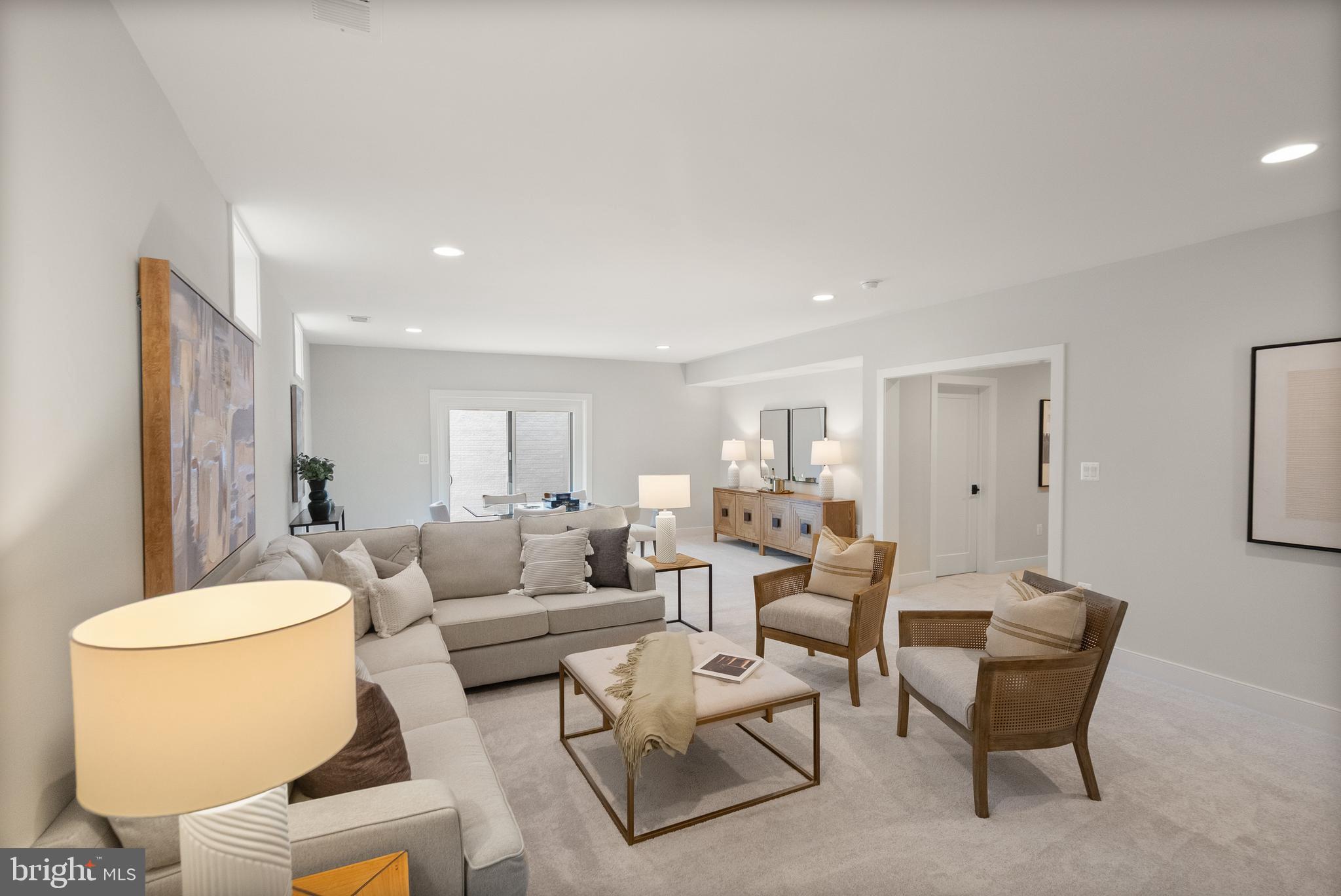 ELLISON HEIGHTS BRYANTS - Residential