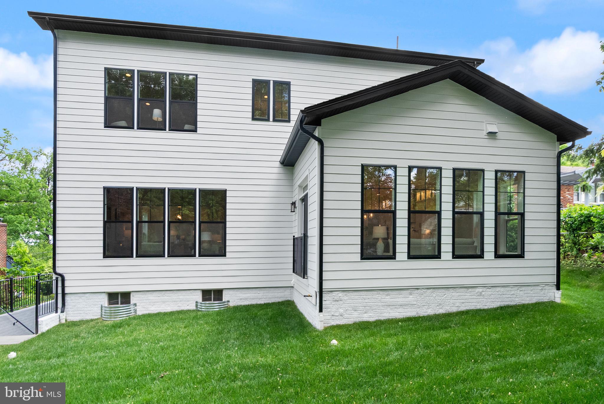 ELLISON HEIGHTS BRYANTS - Residential