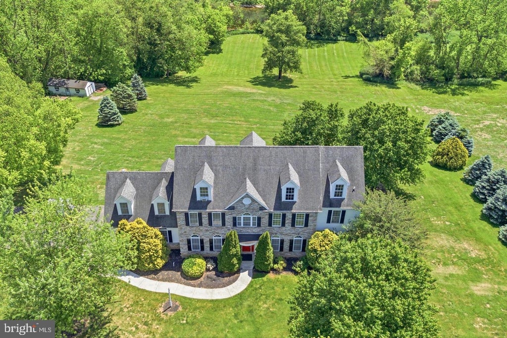 Photo of 1961 New Danville Pike, LANCASTER, PA 17603 (MLS # PALA2097408)