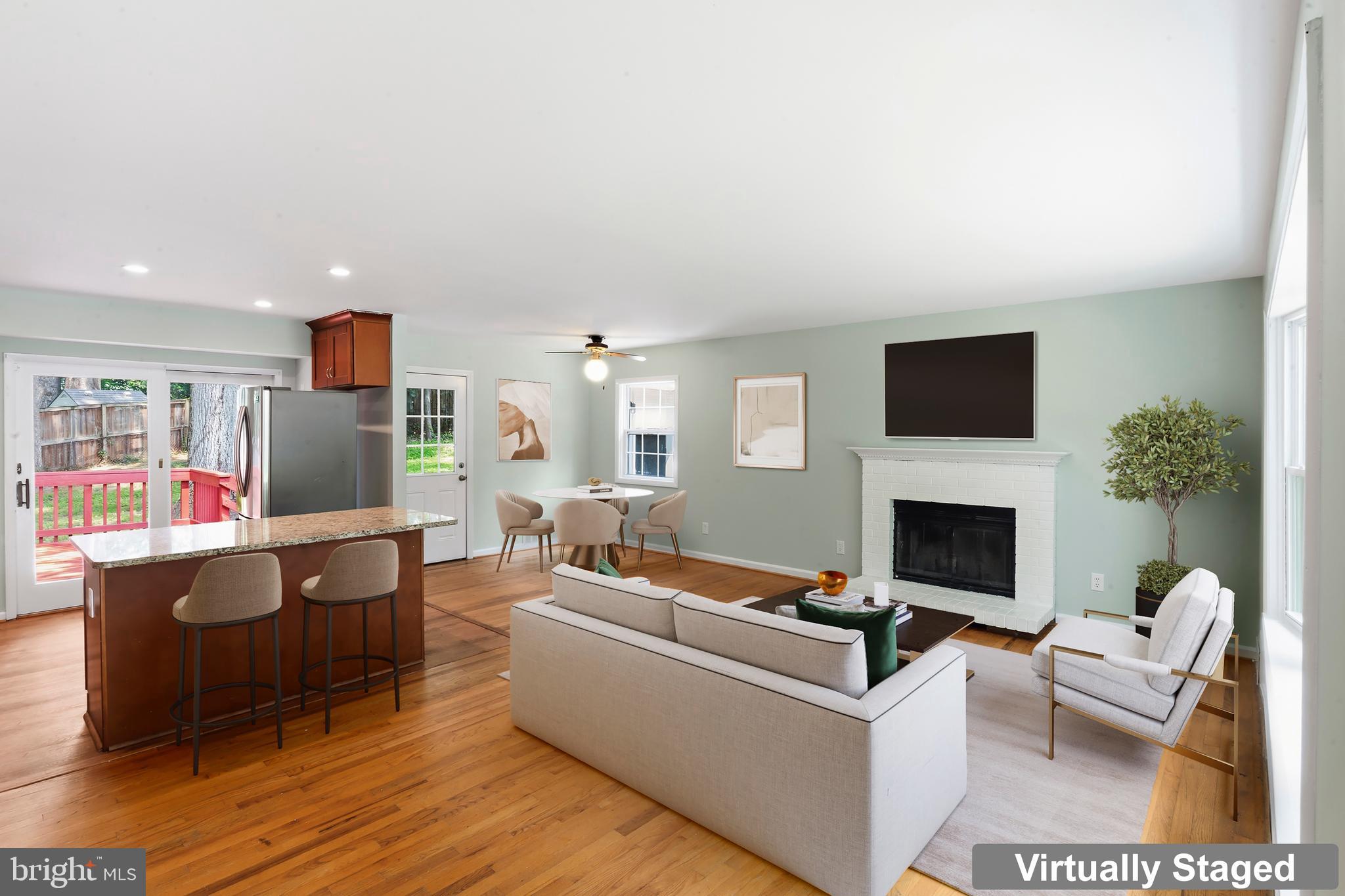 10922 DECATUR DRIVE