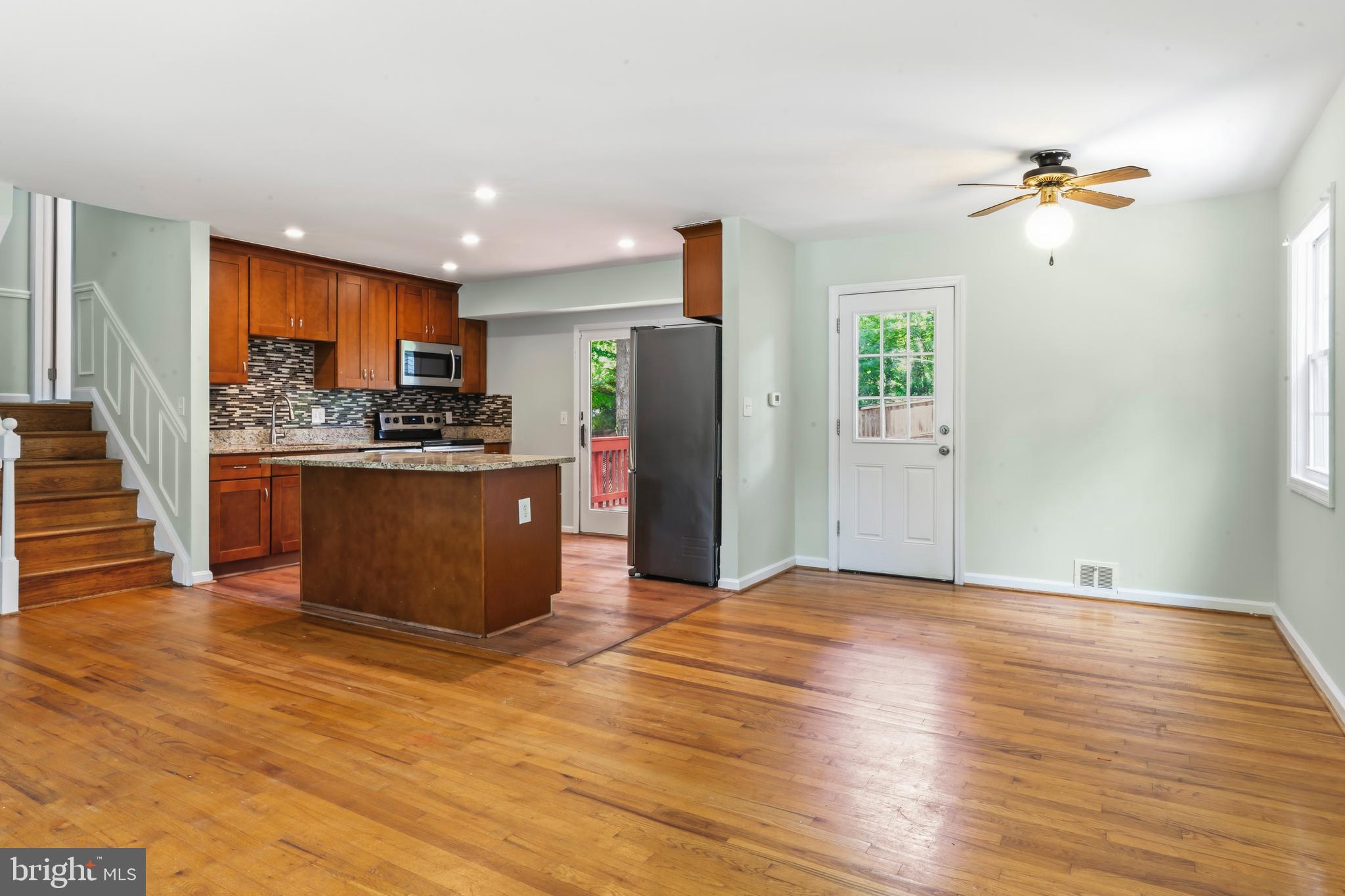 10922 DECATUR DRIVE