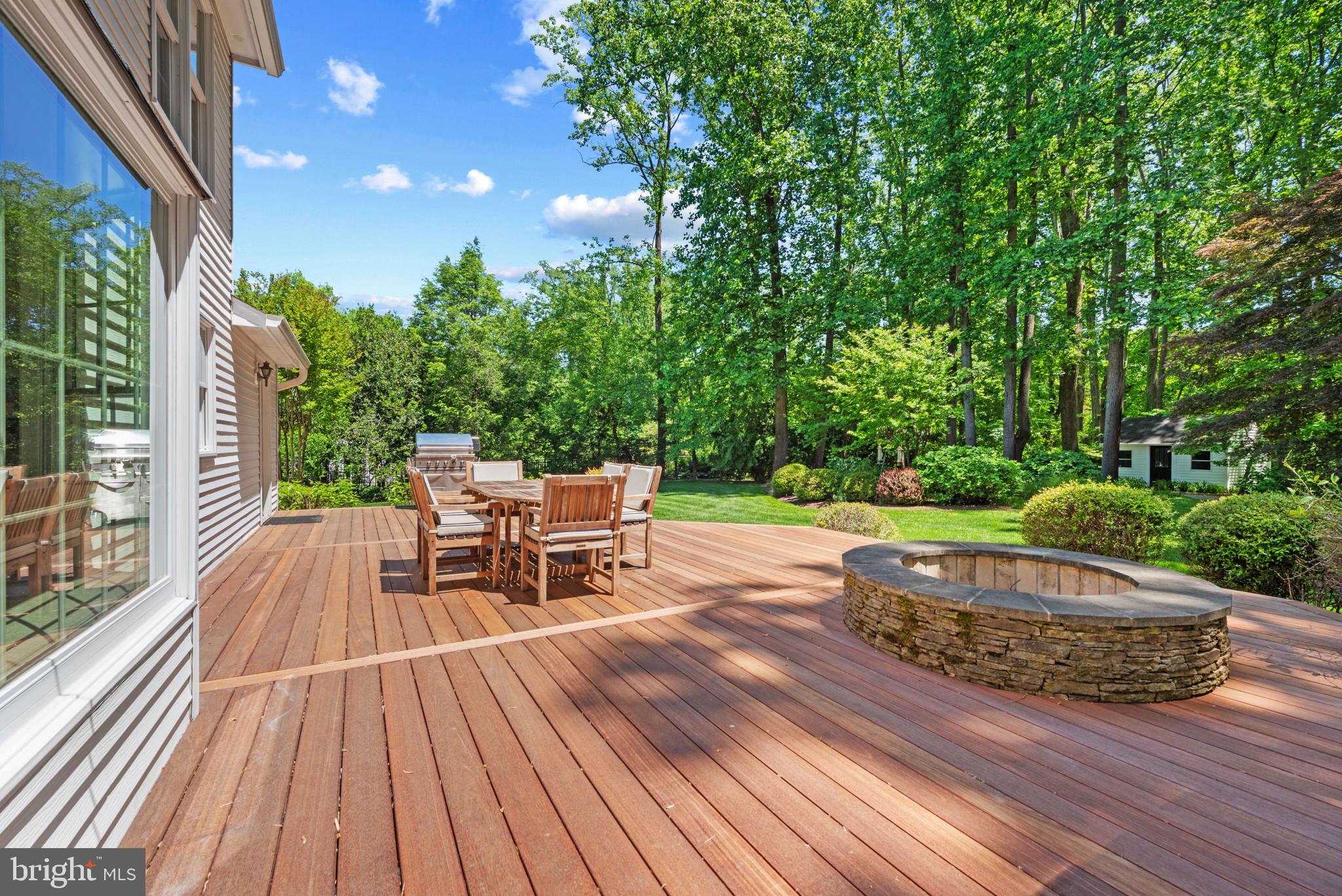 OLD MILL BOTTOM ESTATES - Residential