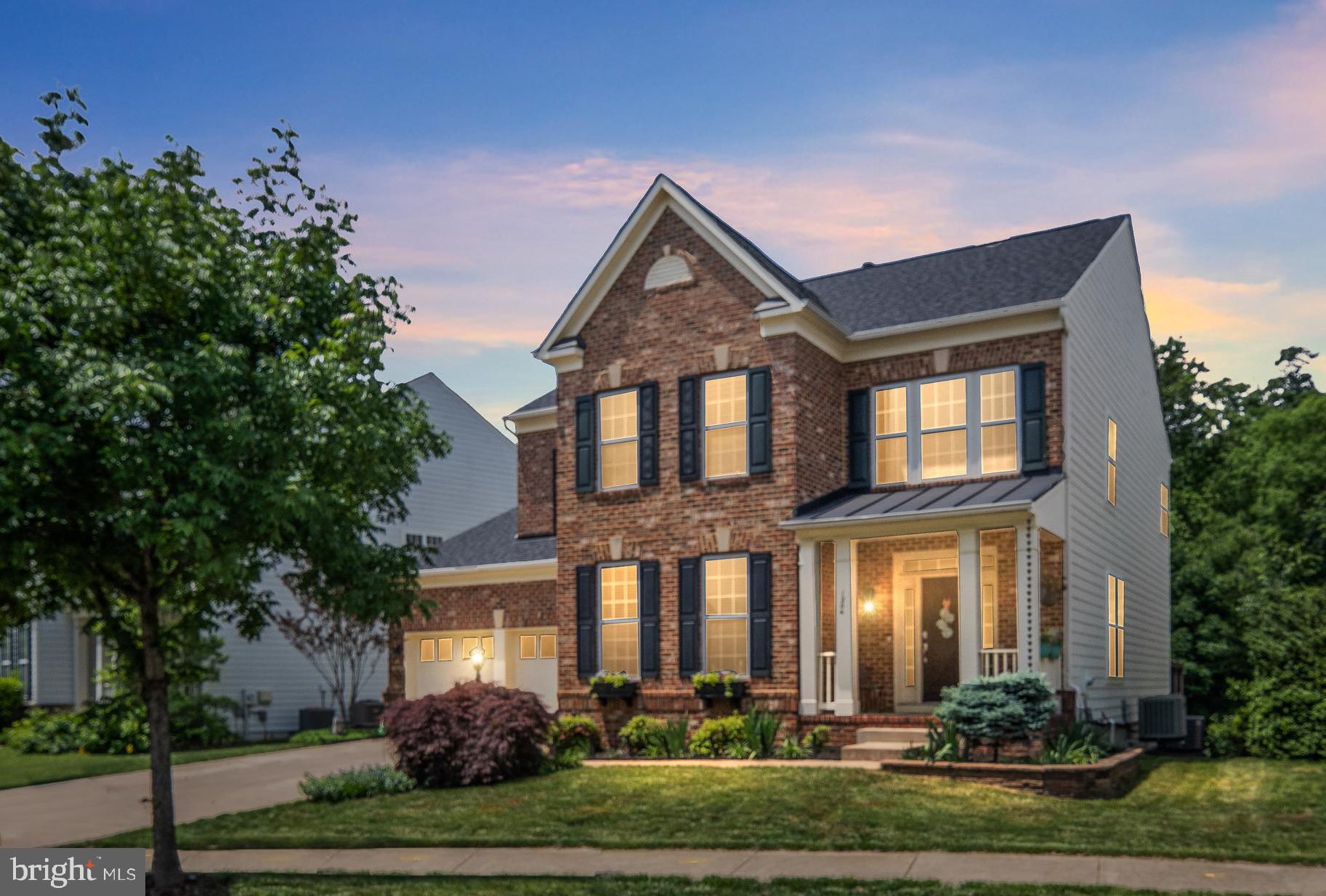 1204 WALKER DRIVE