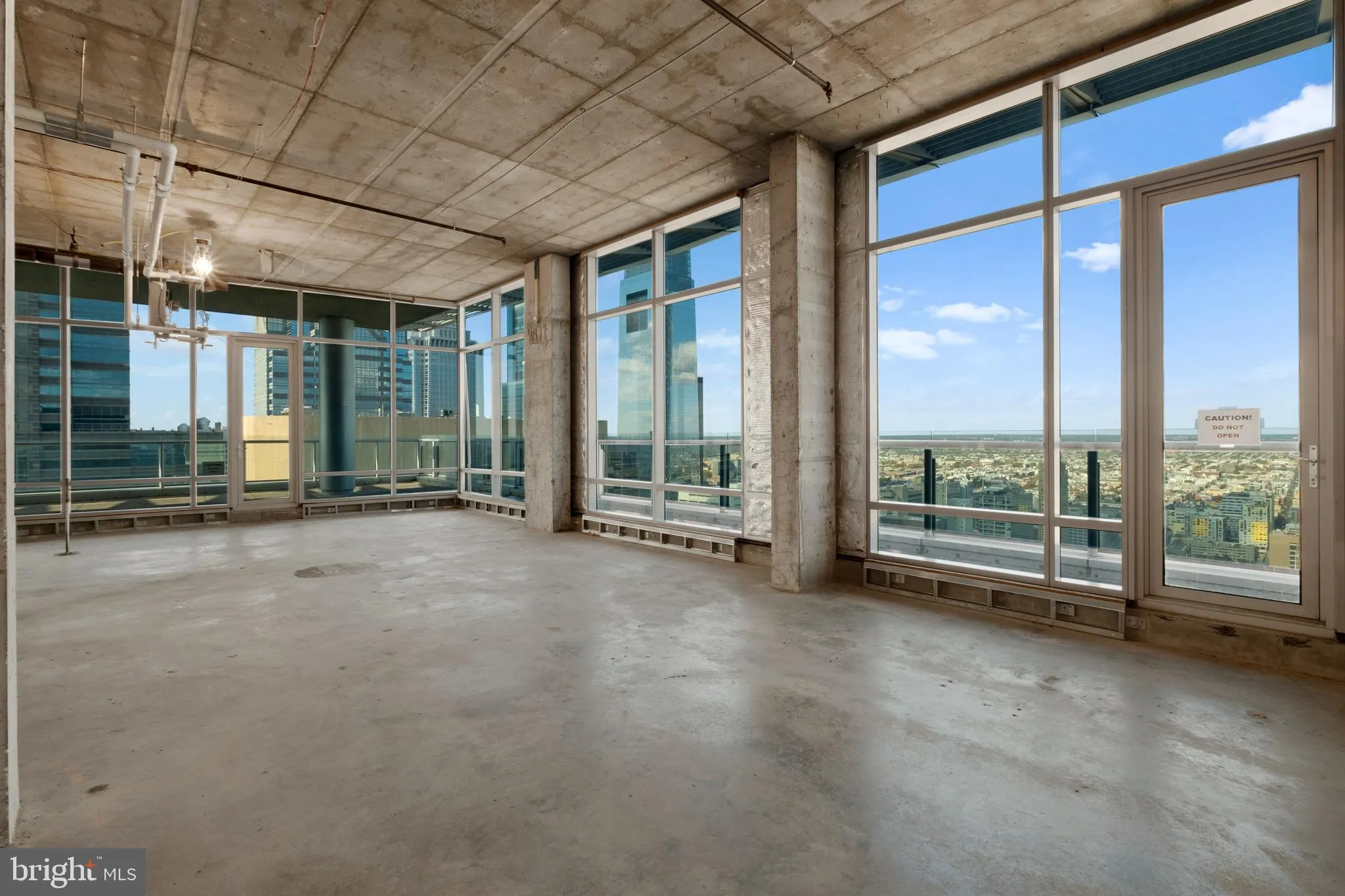 Philadelphia, Pennsylvania 19102, United States, 5 Bedrooms Bedrooms, ,7 BathroomsBathrooms,Residential,Active,26866