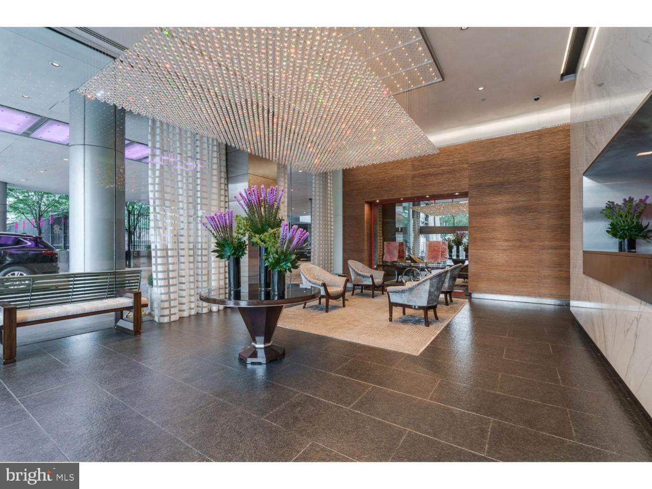 PENN SQUARE - Residential