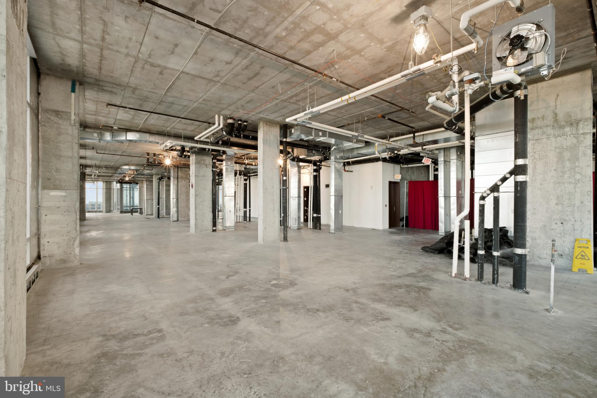 PENN SQUARE - Residential
