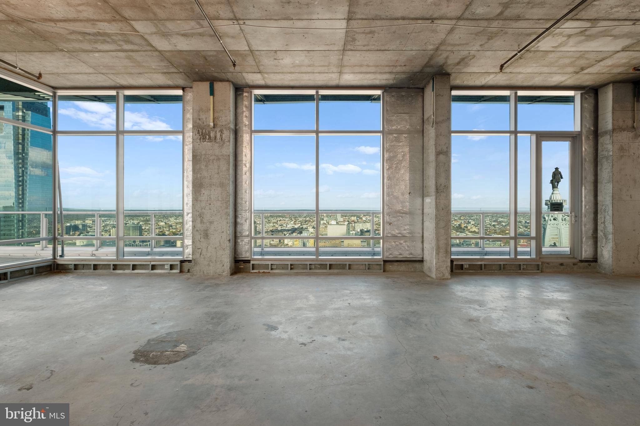 PENN SQUARE - Residential