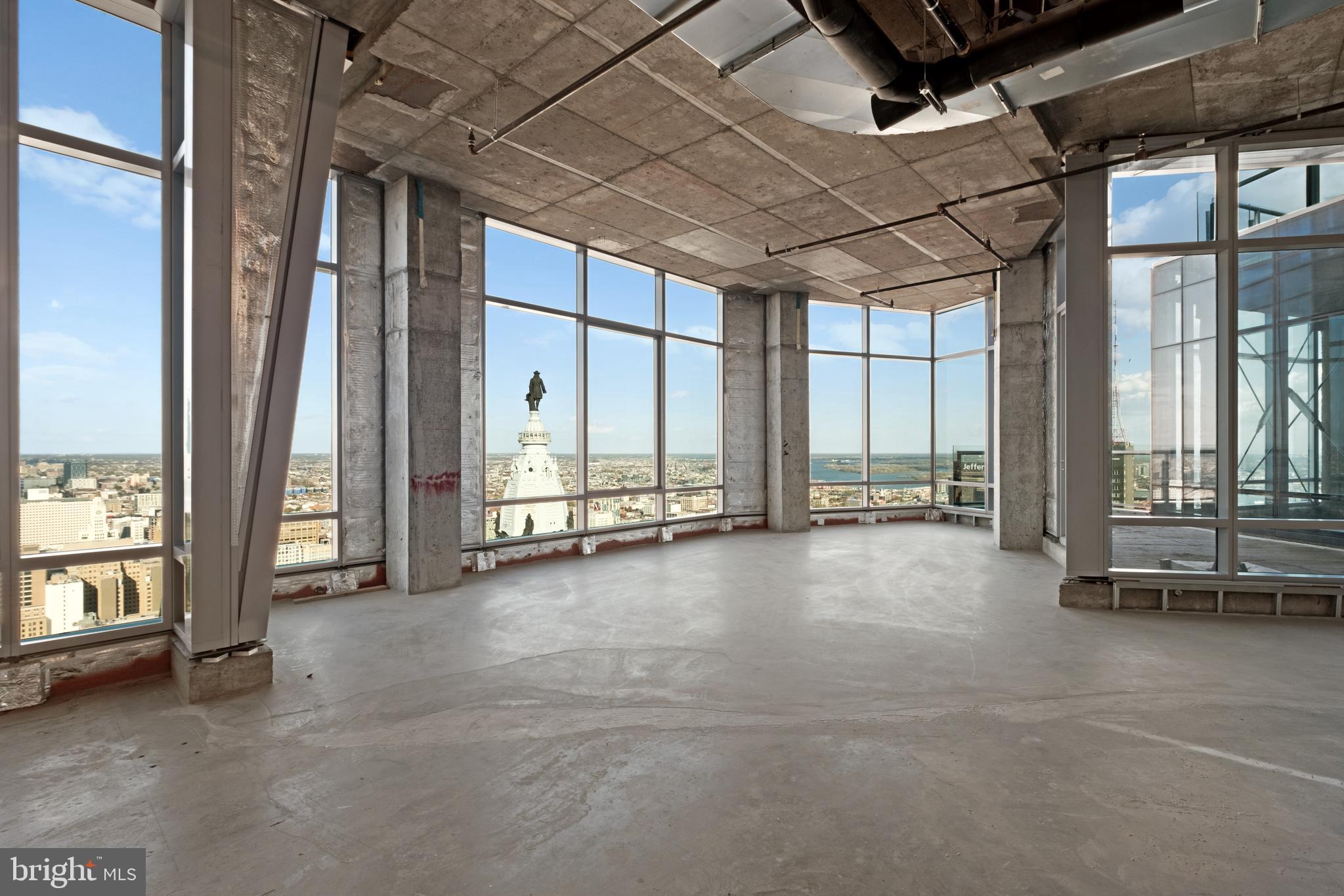 PENN SQUARE - Residential