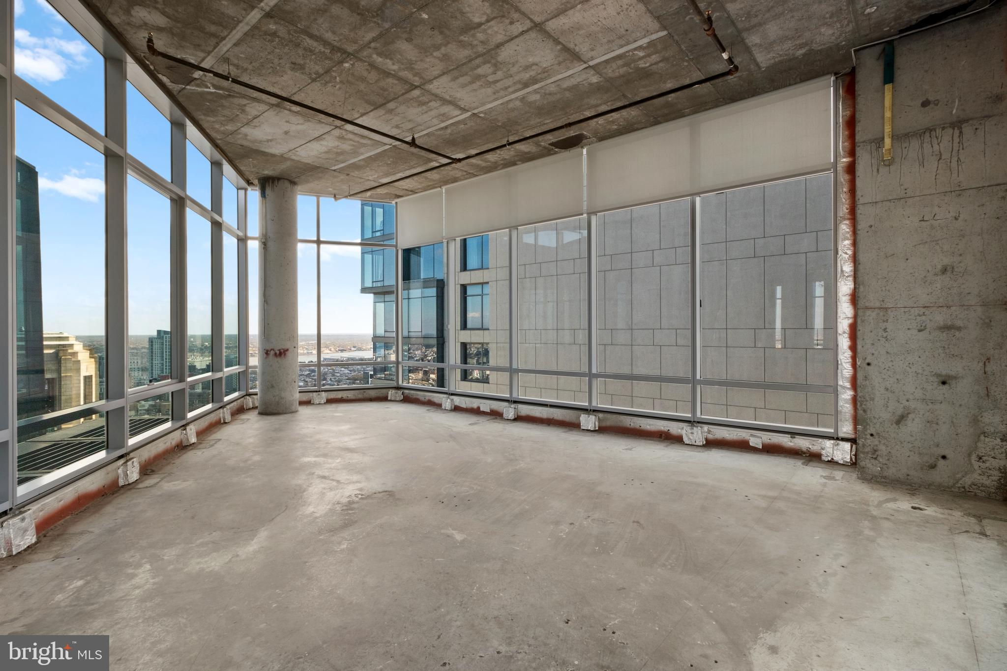PENN SQUARE - Residential
