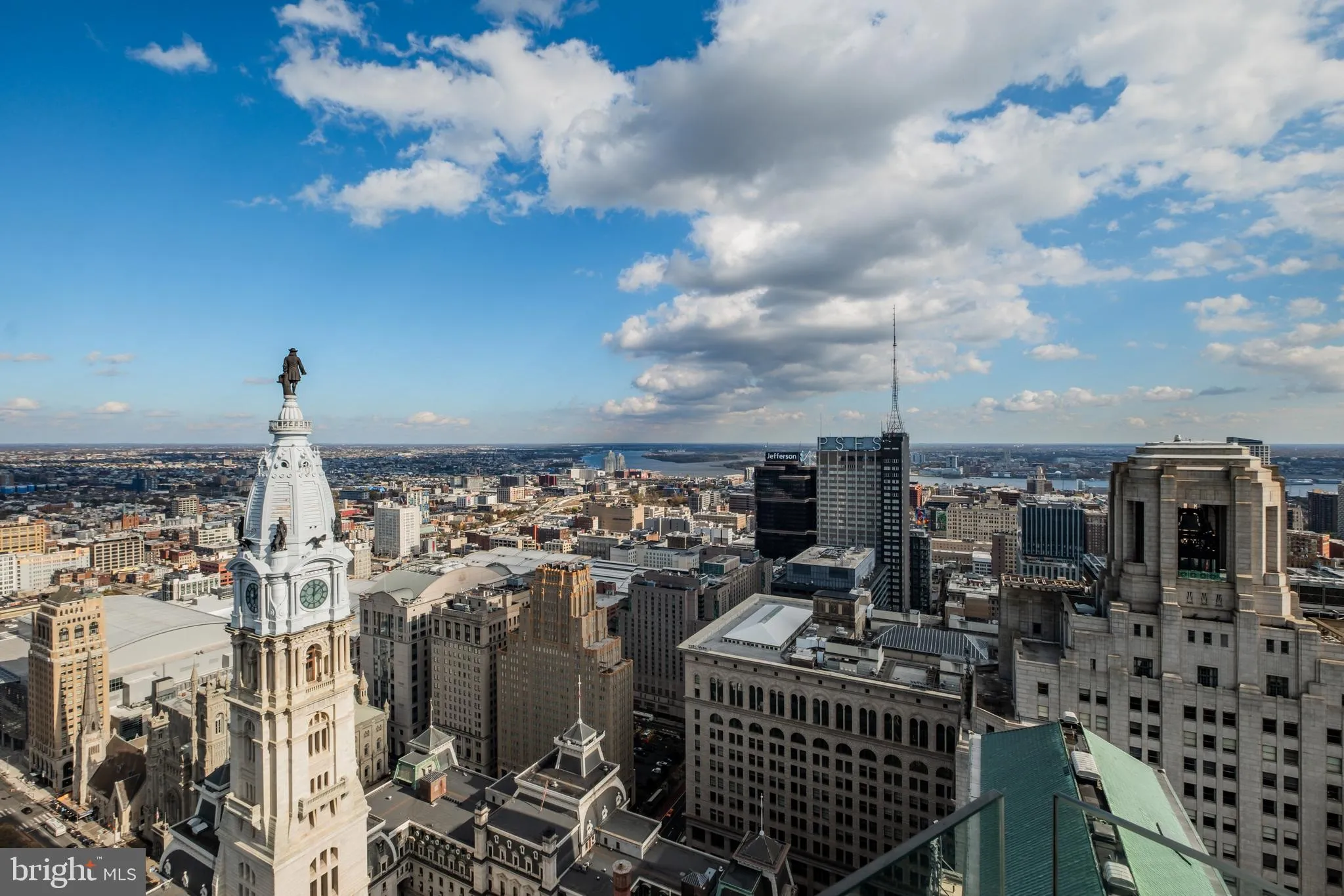 Philadelphia, Pennsylvania 19102, United States, 5 Bedrooms Bedrooms, ,7 BathroomsBathrooms,Residential,Active,26866