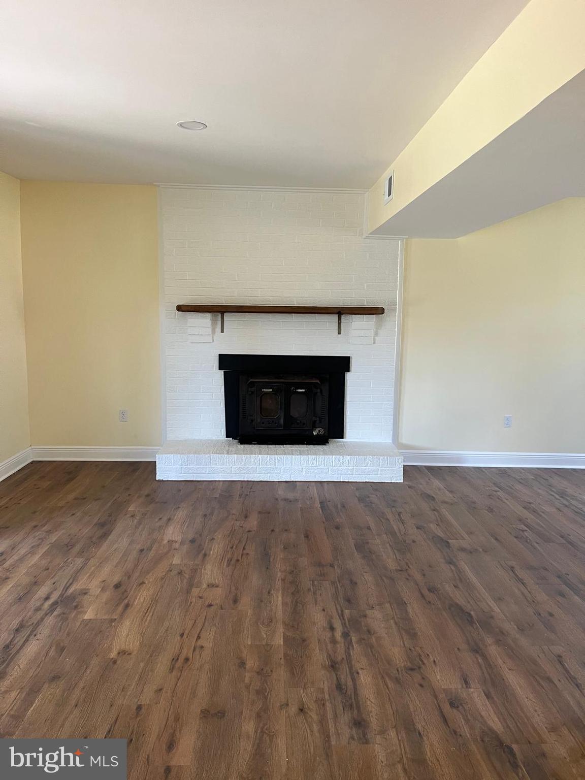 OAK ORCHARD - Residential