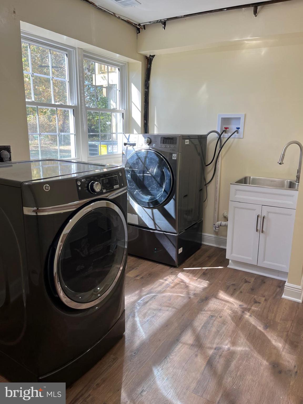 OAK ORCHARD - Residential