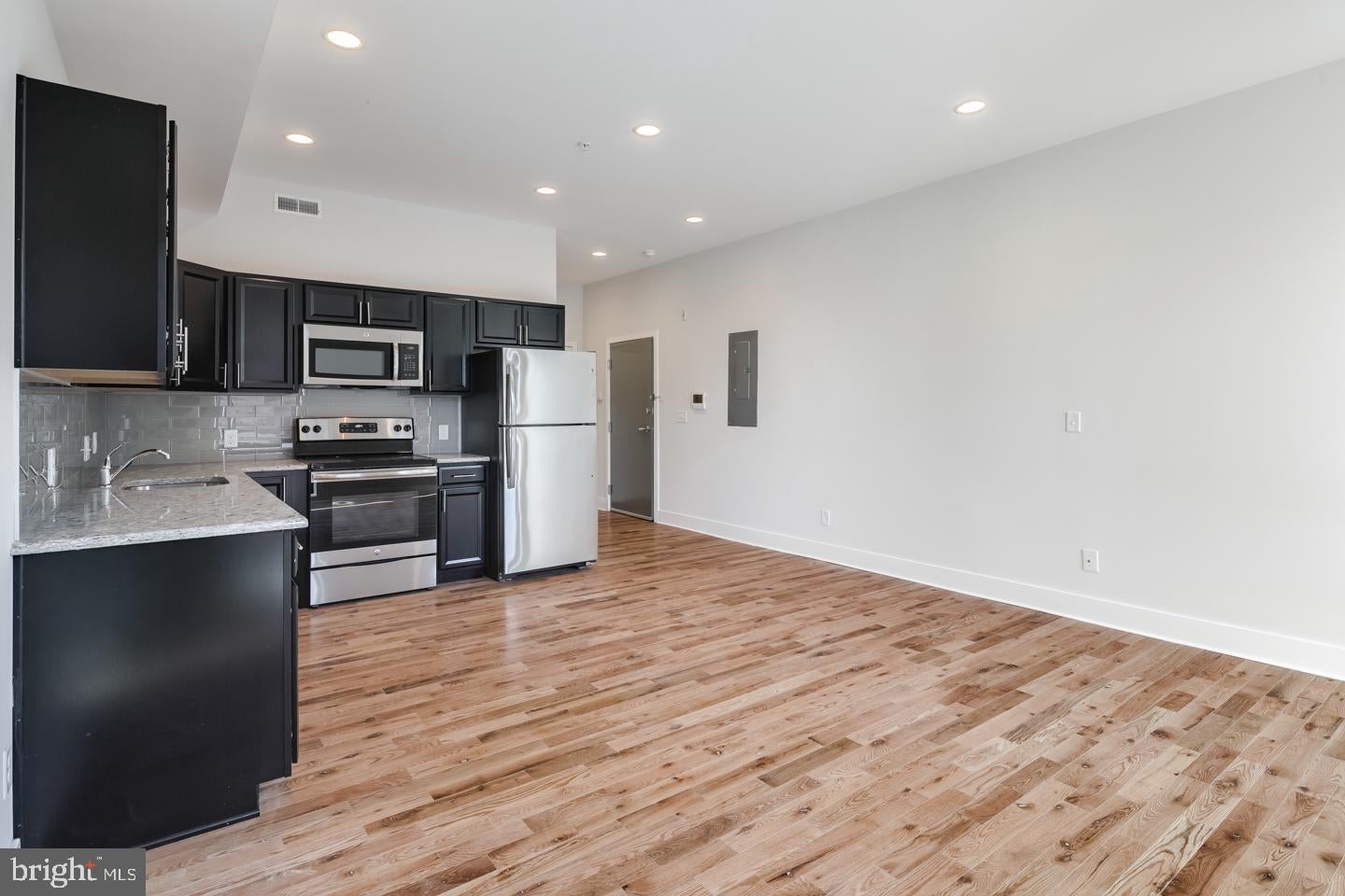 514 SOUTH STREET UNIT 208