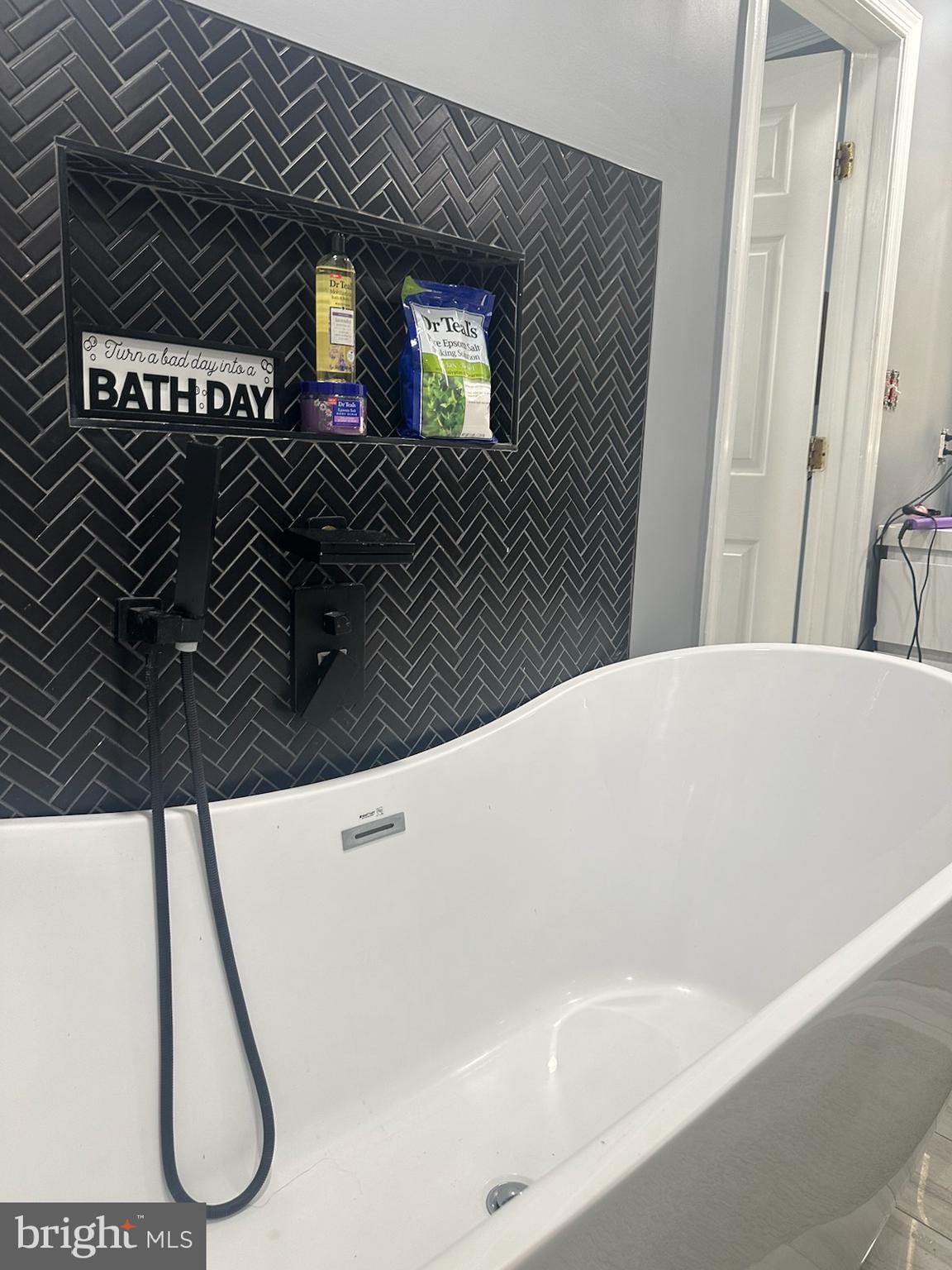 THE VILLAGES AT SAYBROOKE - Residential