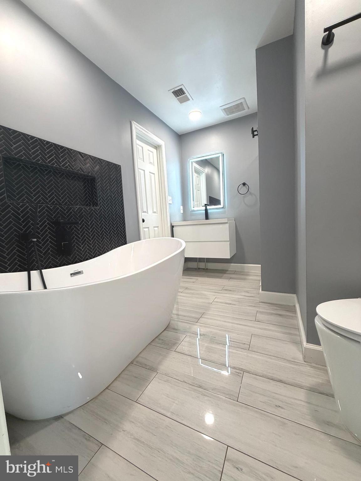 THE VILLAGES AT SAYBROOKE - Residential