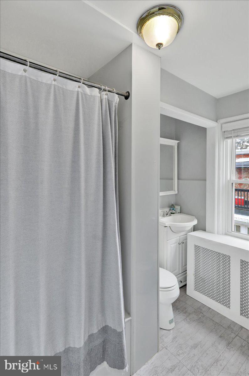 LANCASTER - Residential