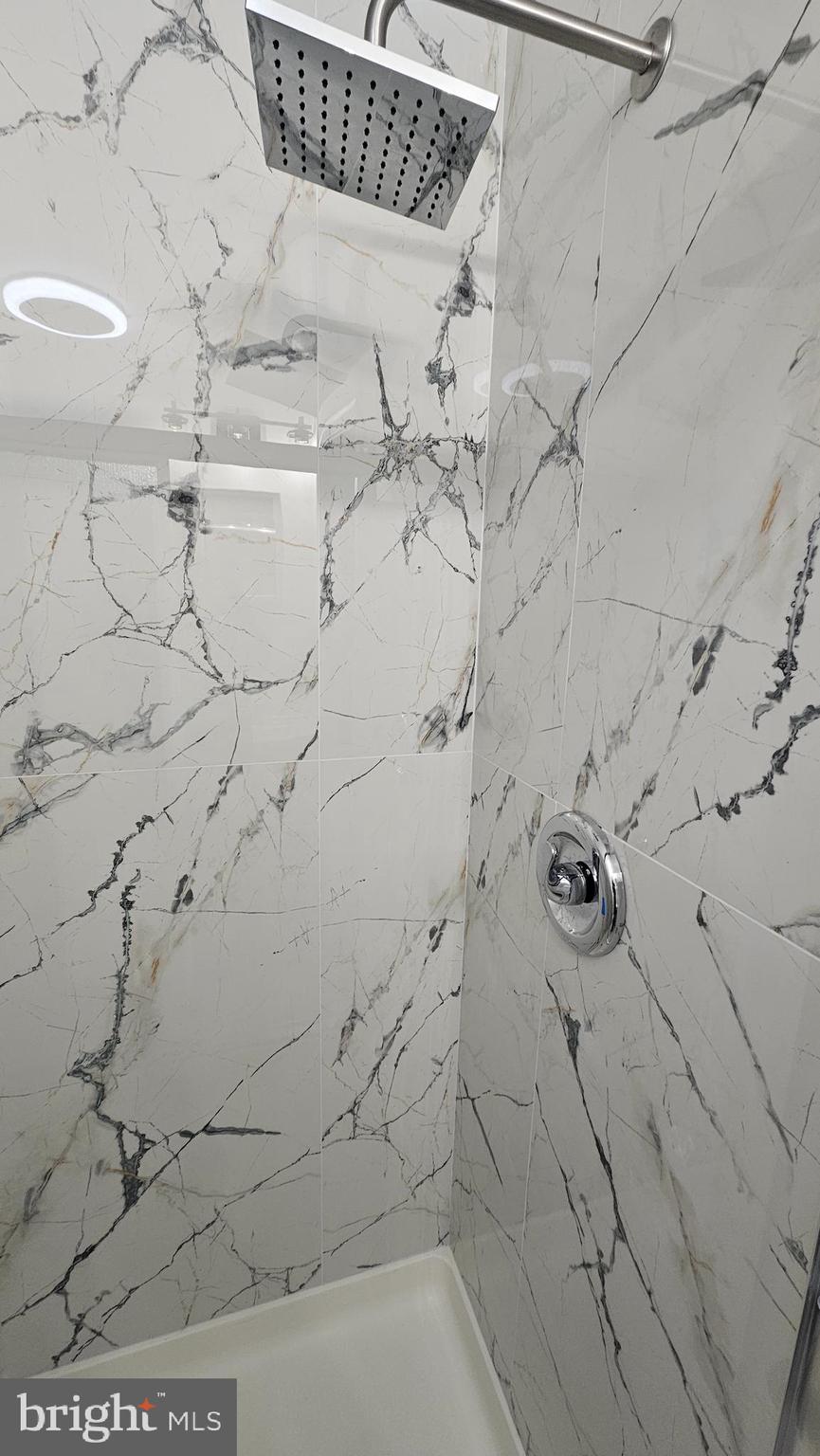 BUSTLETON - Residential Lease