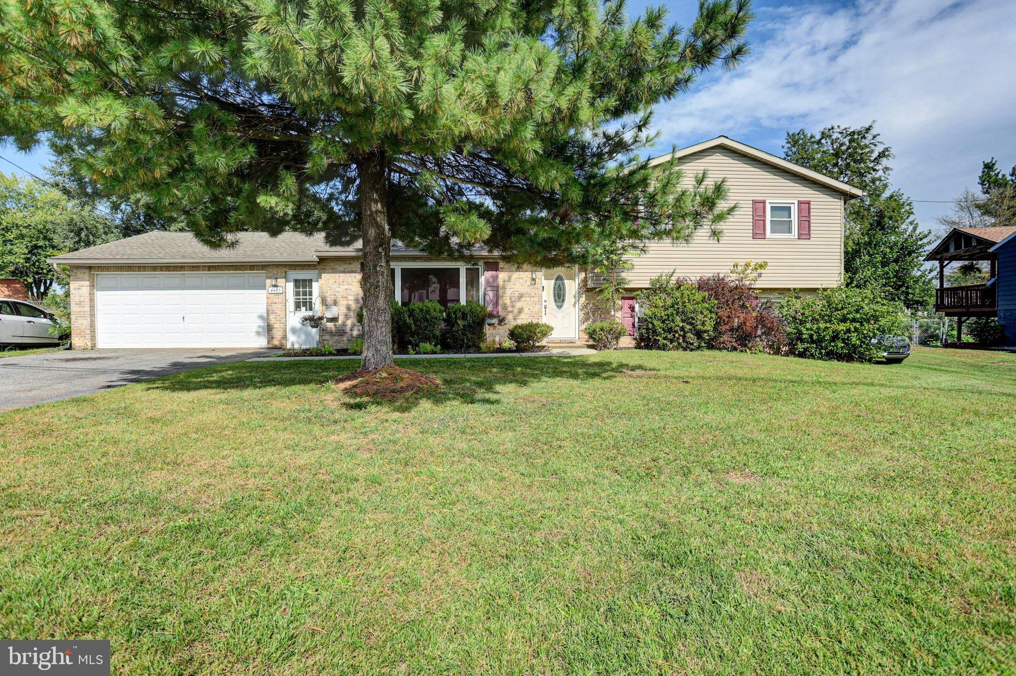 4125 RICKLYN DRIVE