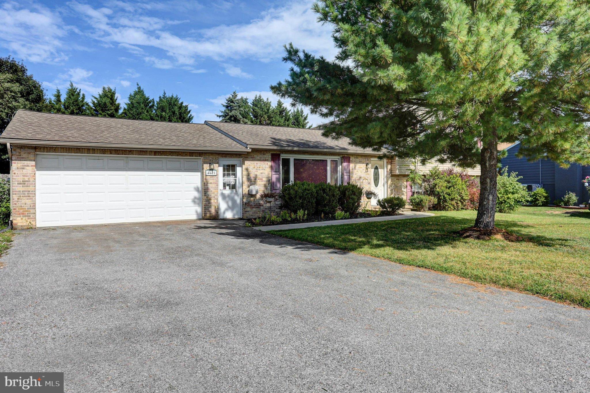 4125 RICKLYN DRIVE