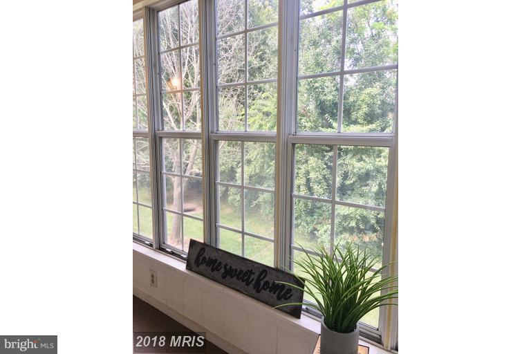 HUNTERS SQUARE - Residential Lease