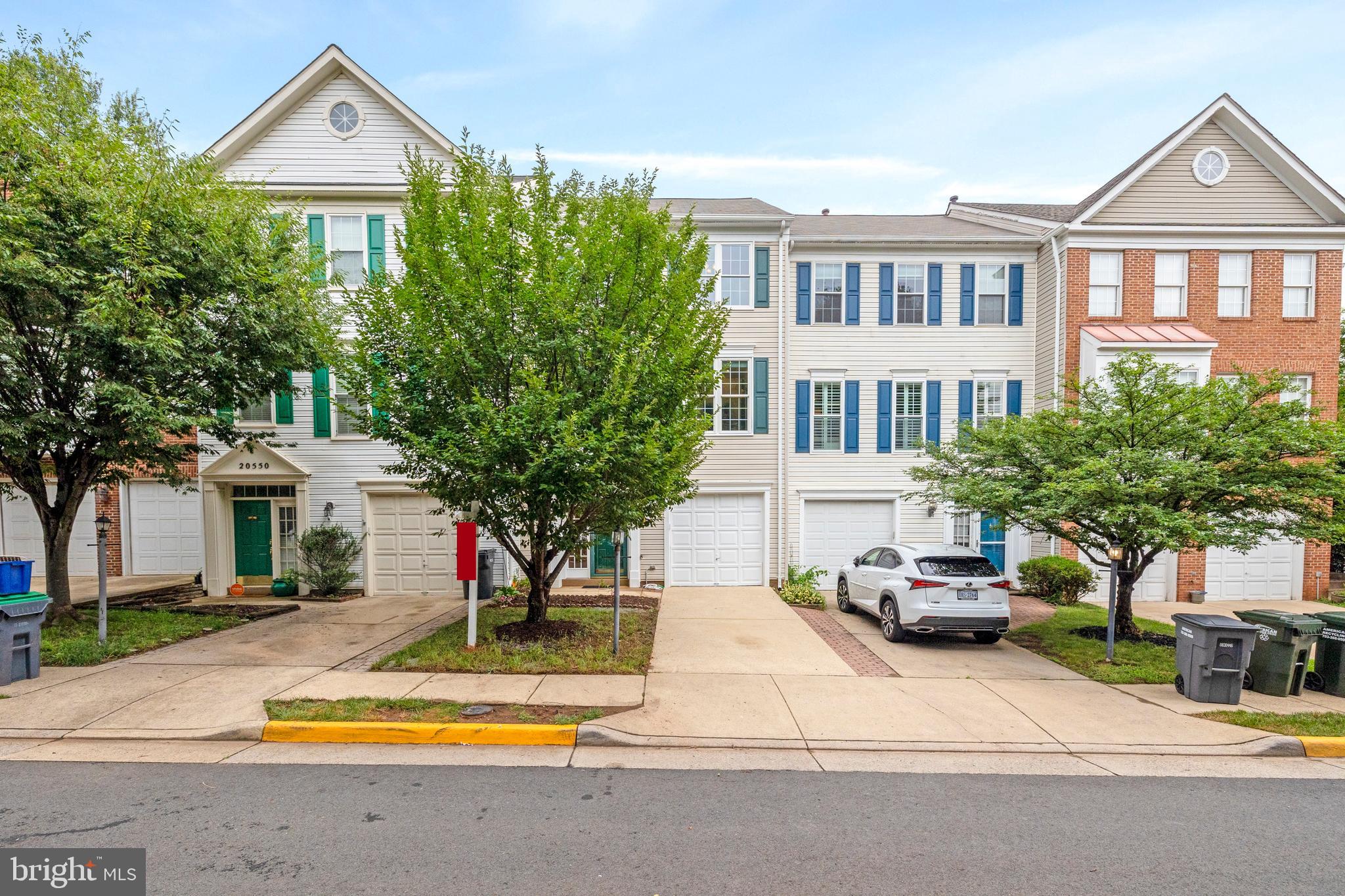 20552 BANBURY SQUARE