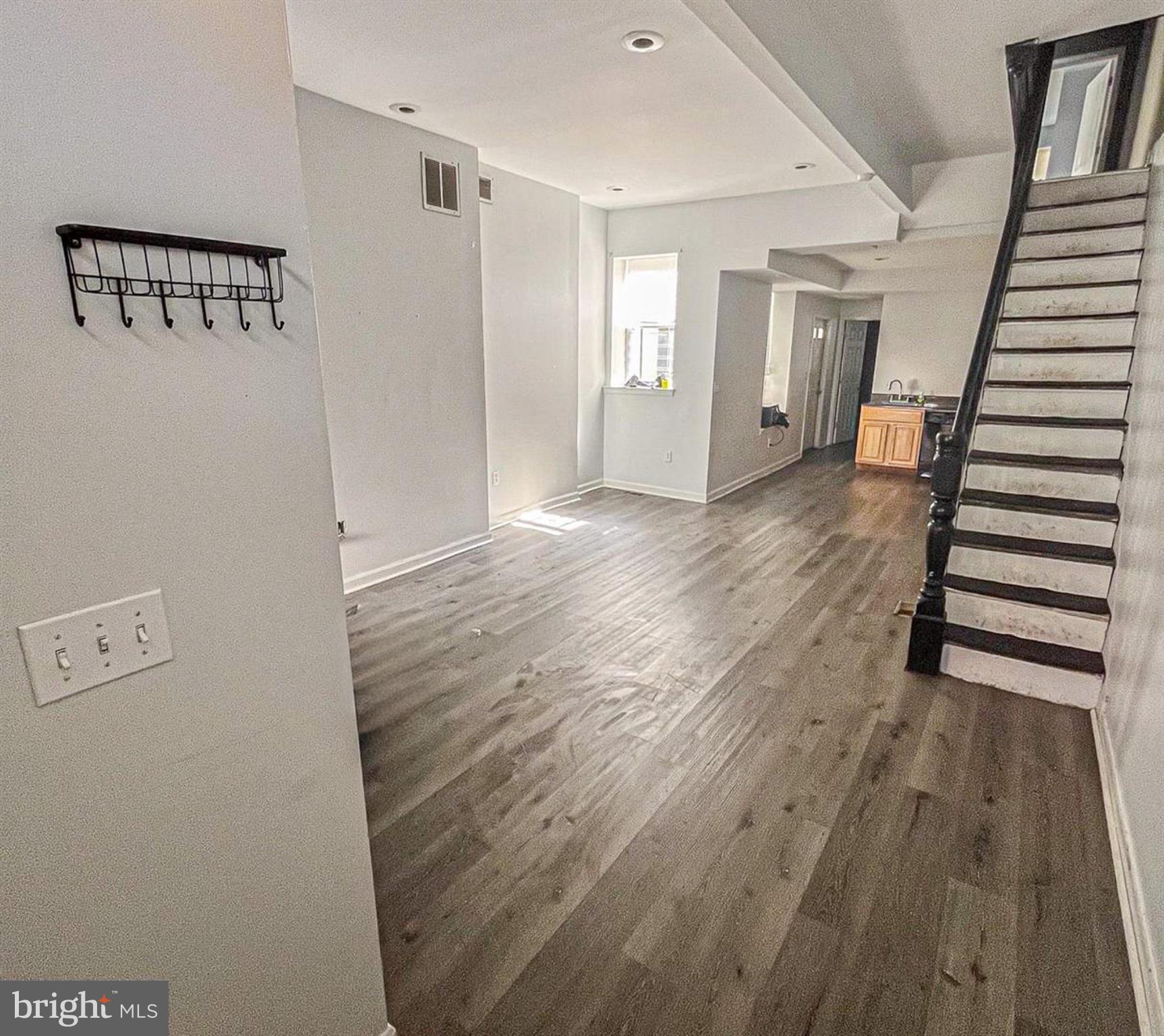 1811 BOUVIER STREET
