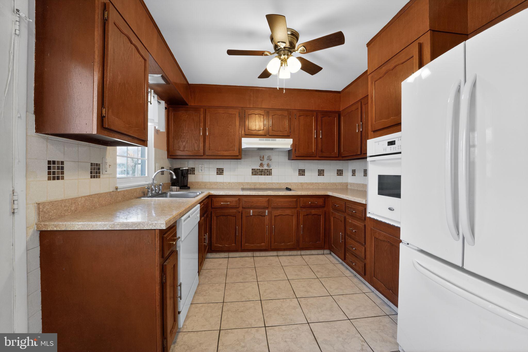 1263B HAMILTON COURT