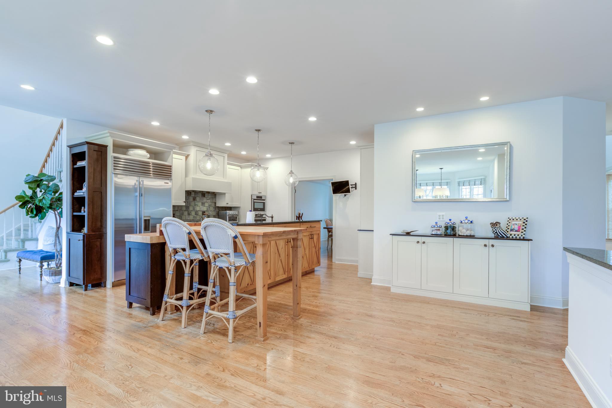 HAMILTON PLACE - Residential