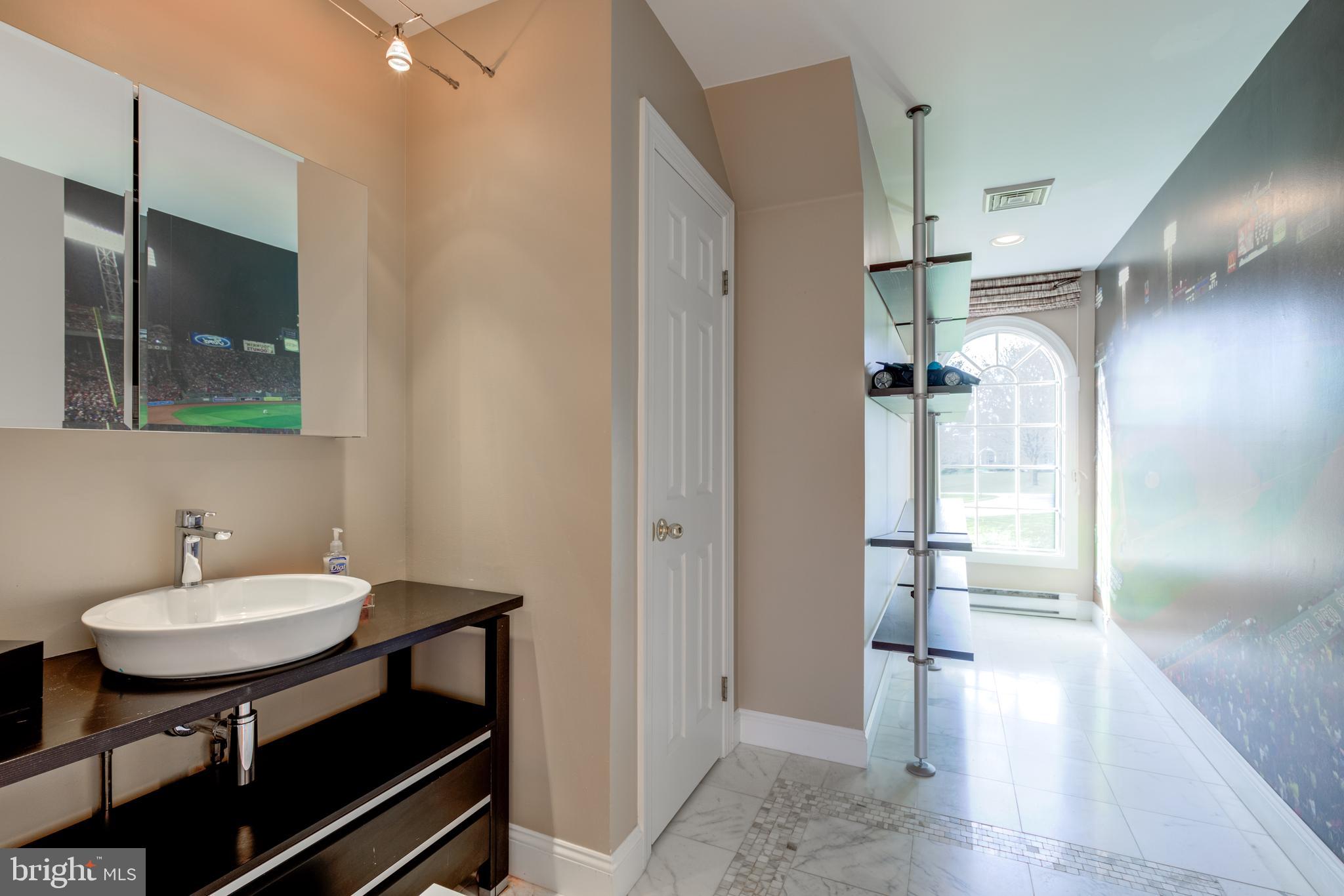 HAMILTON PLACE - Residential