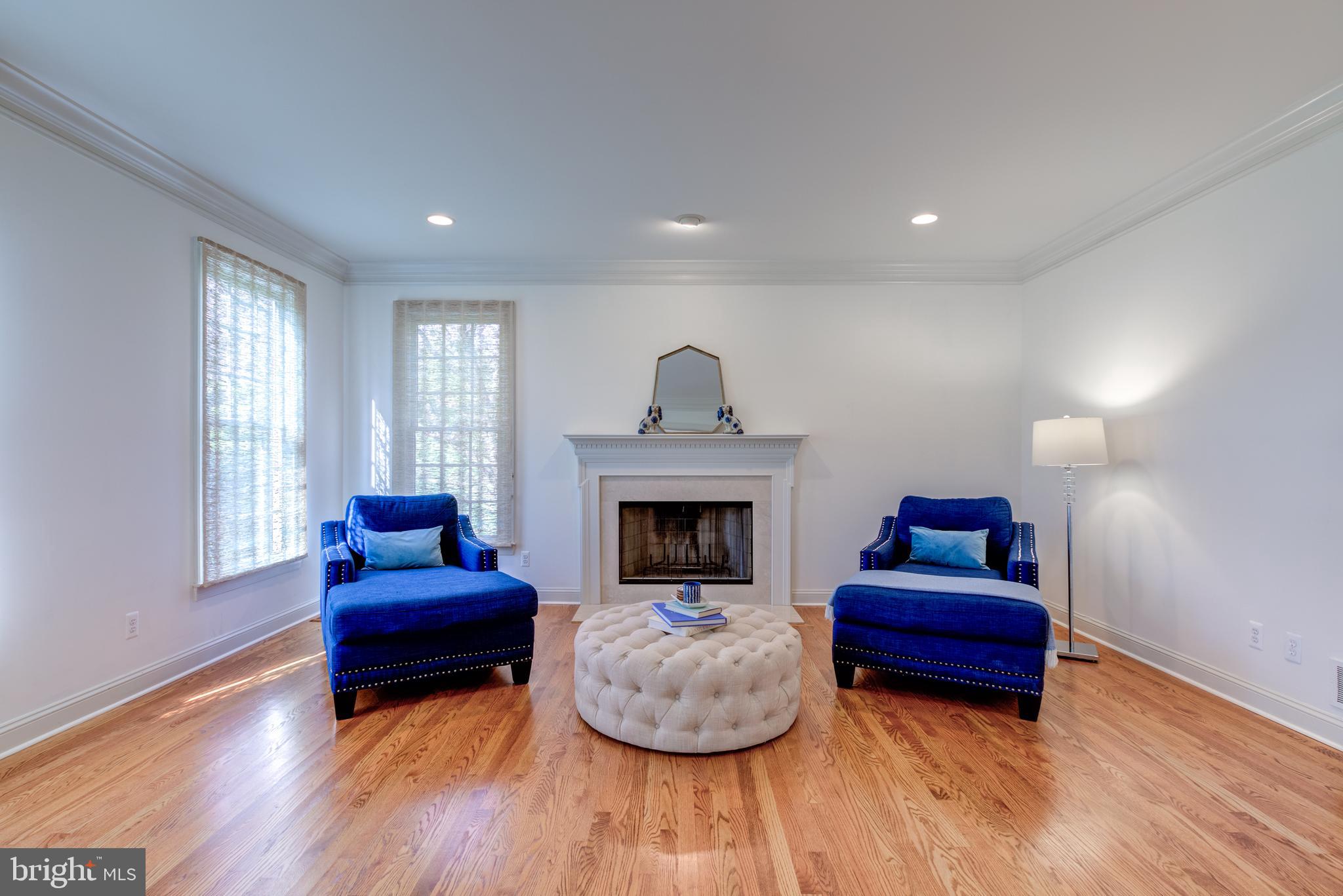 HAMILTON PLACE - Residential