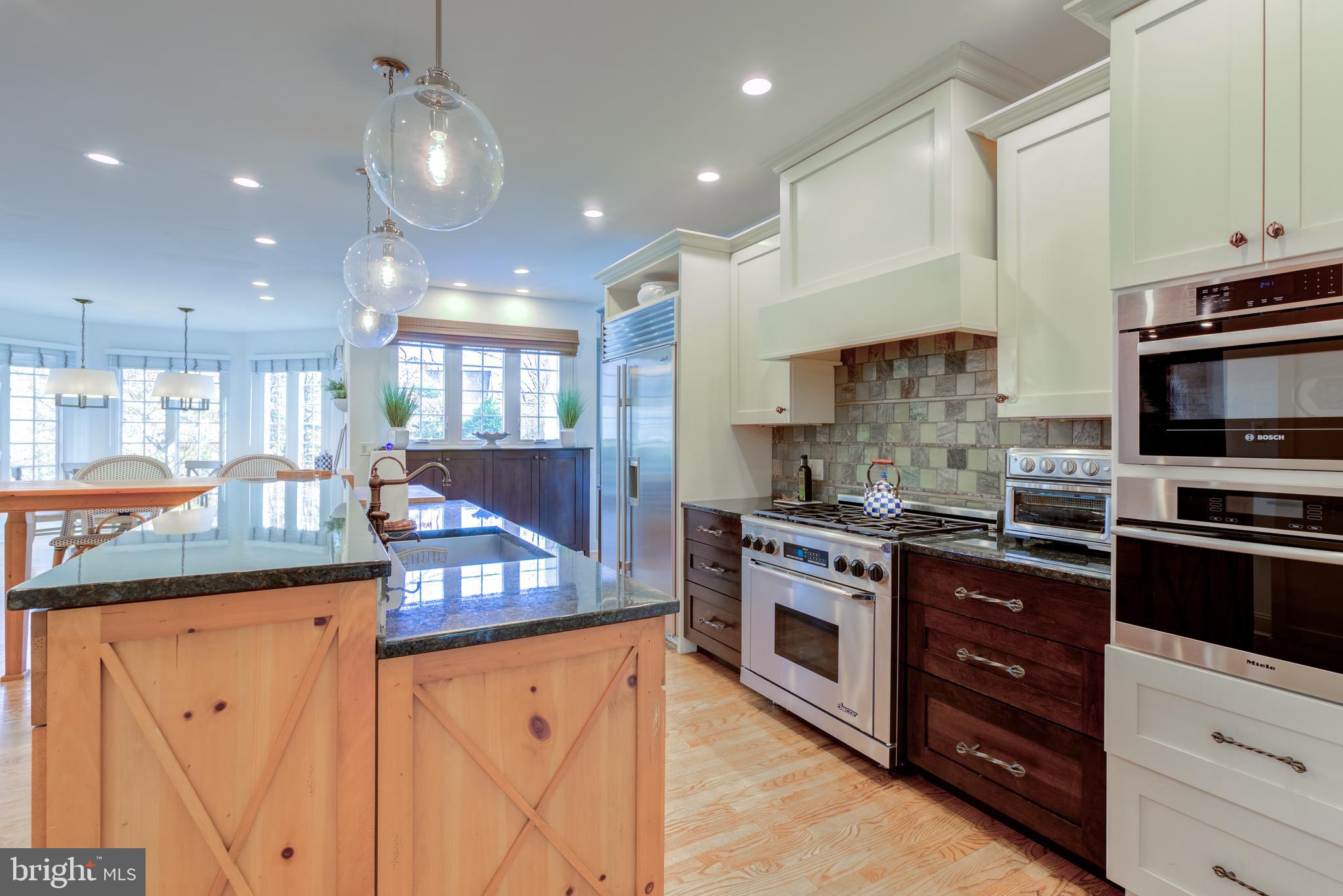 HAMILTON PLACE - Residential