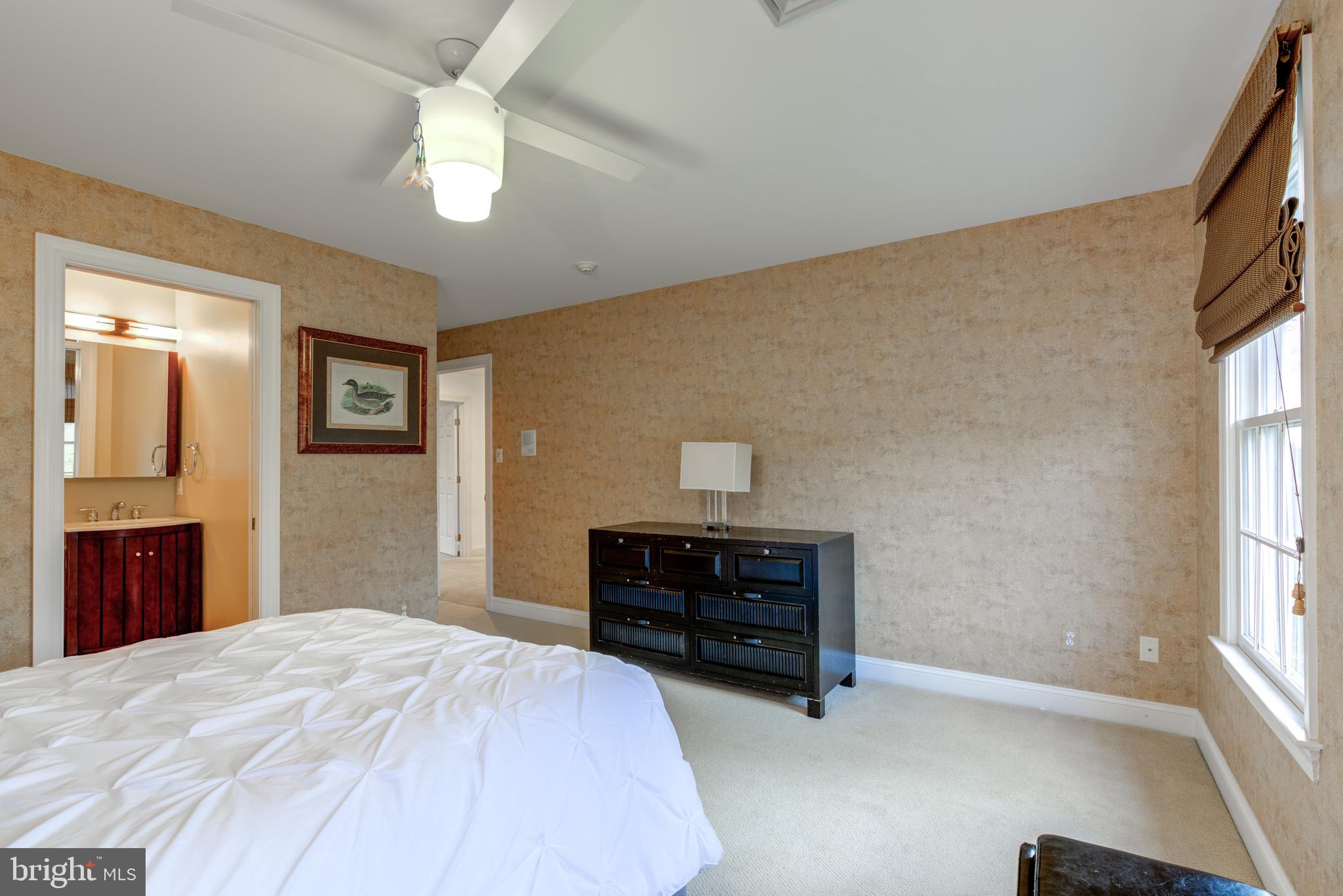 HAMILTON PLACE - Residential