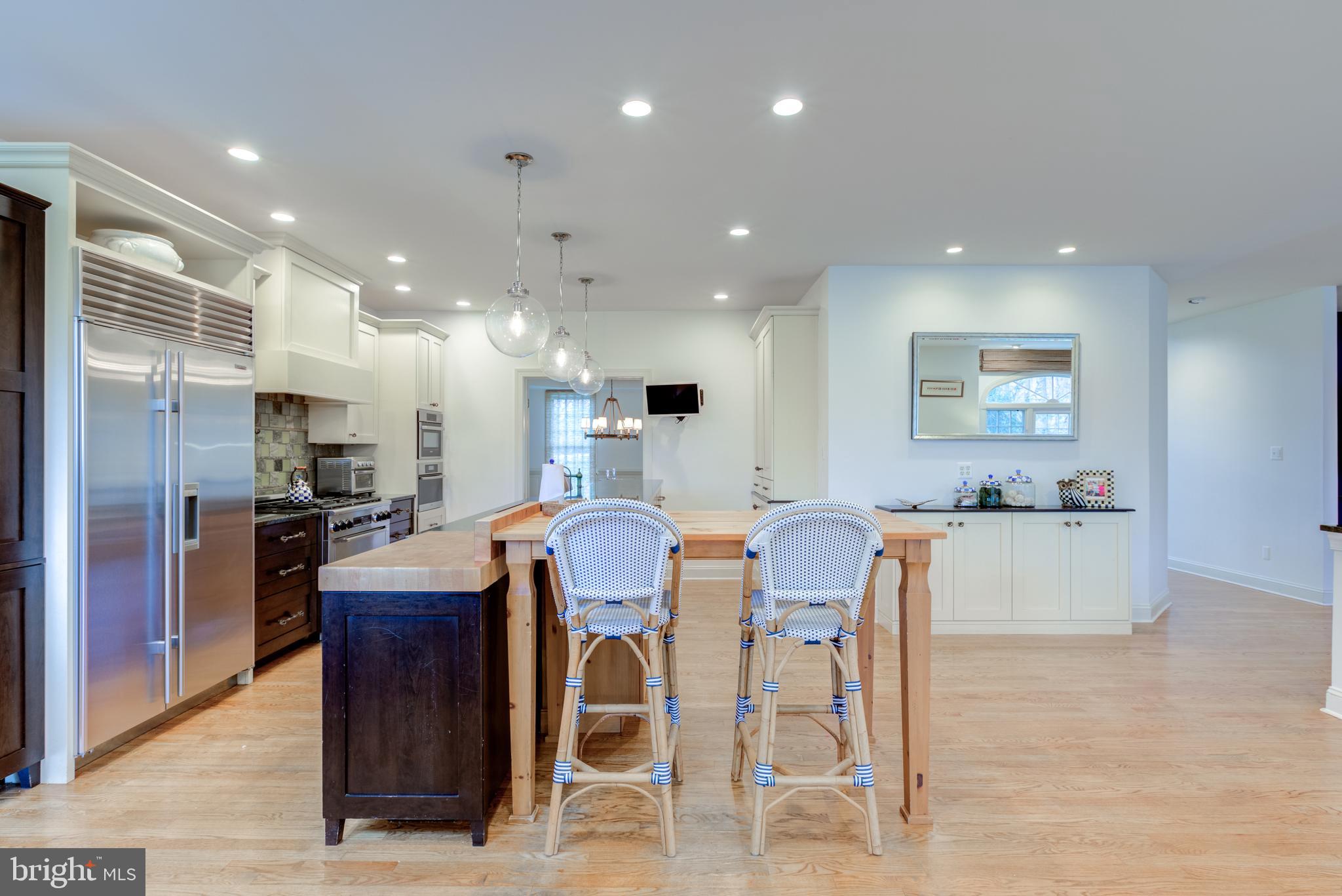 HAMILTON PLACE - Residential