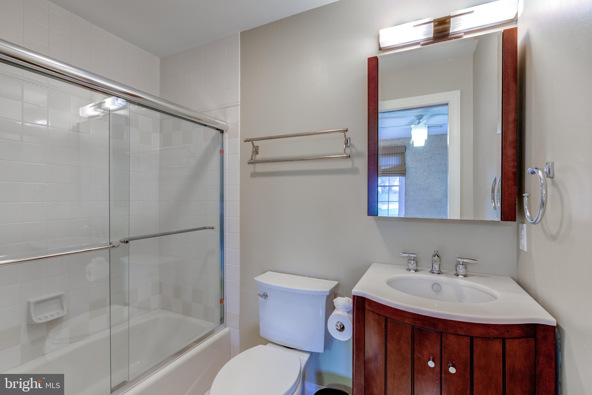 HAMILTON PLACE - Residential