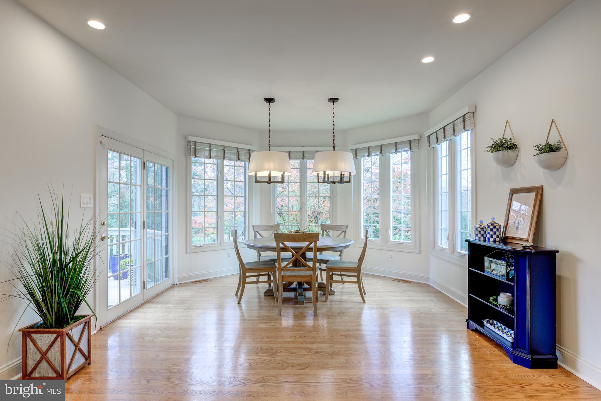 HAMILTON PLACE - Residential