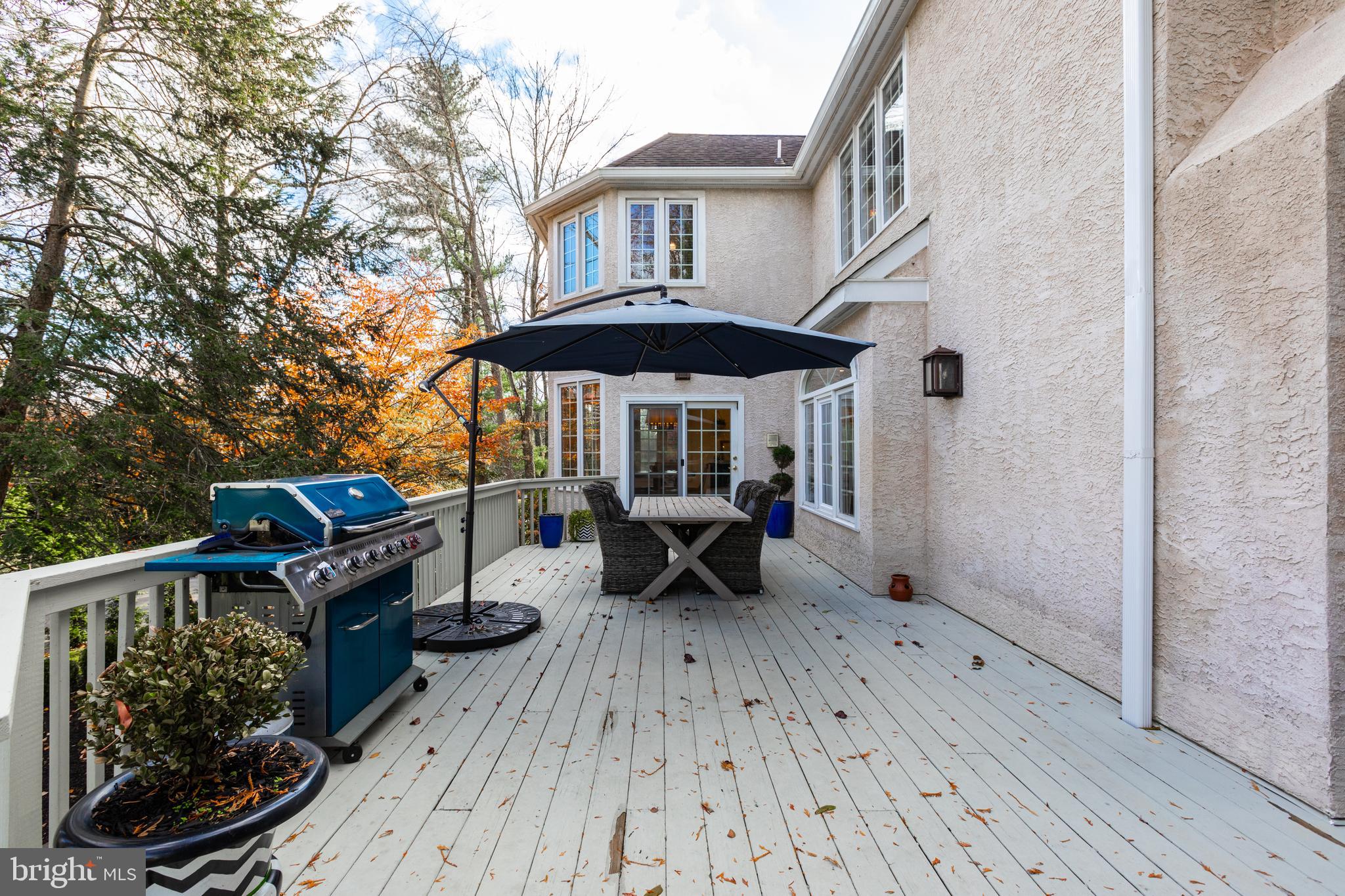 HAMILTON PLACE - Residential