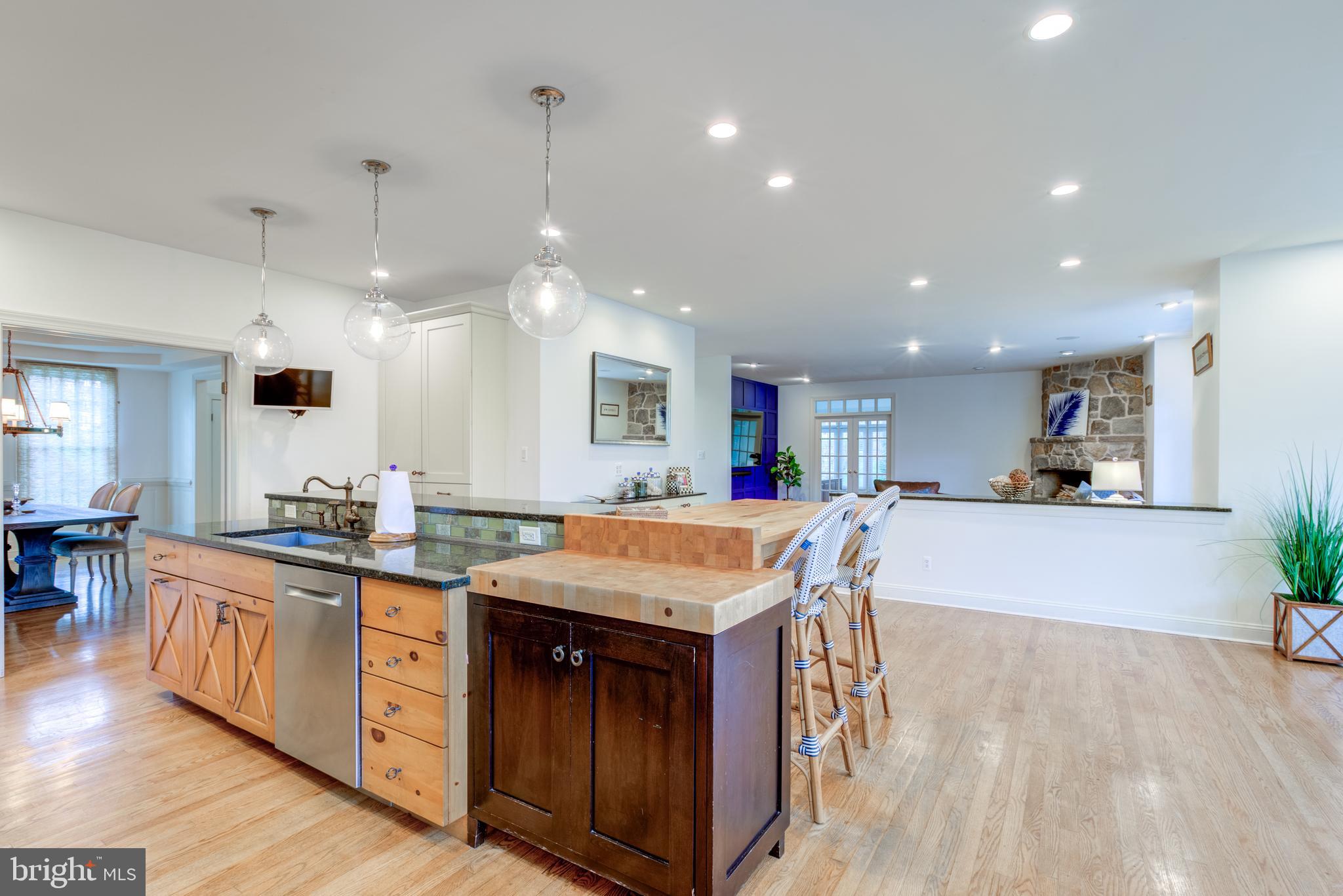 HAMILTON PLACE - Residential