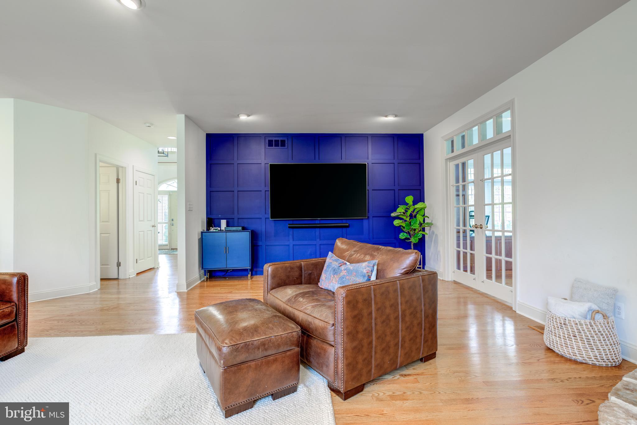 HAMILTON PLACE - Residential